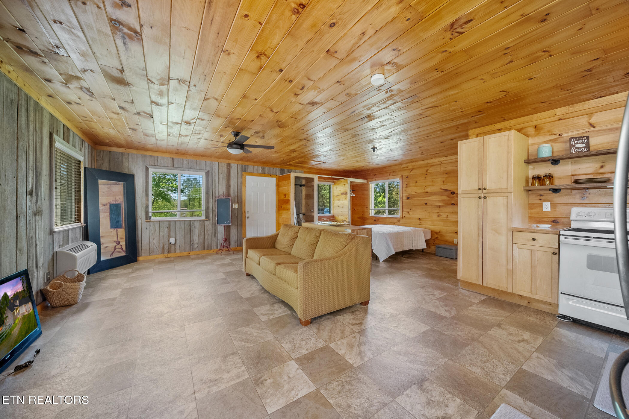 3159 Valley Home Road Sevierville TN 37862