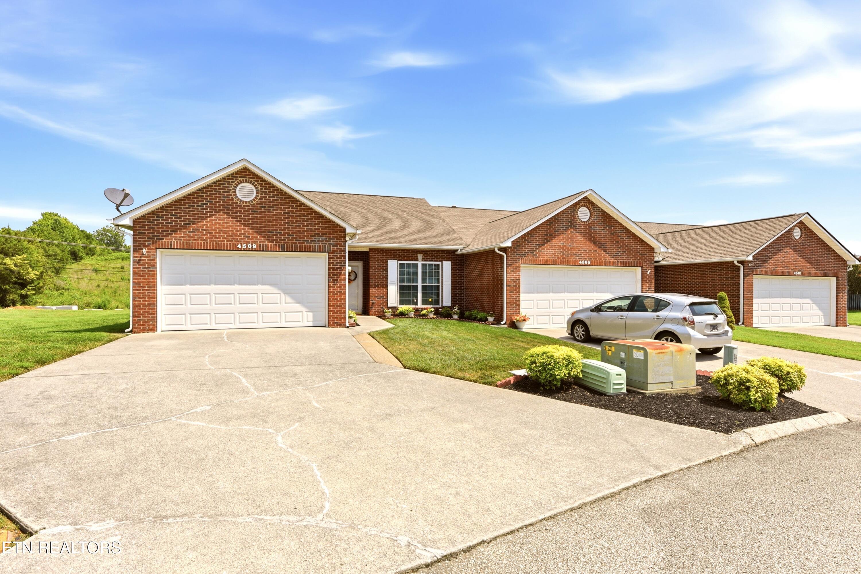 4509 Broadmeadow Way Knoxville TN 37912