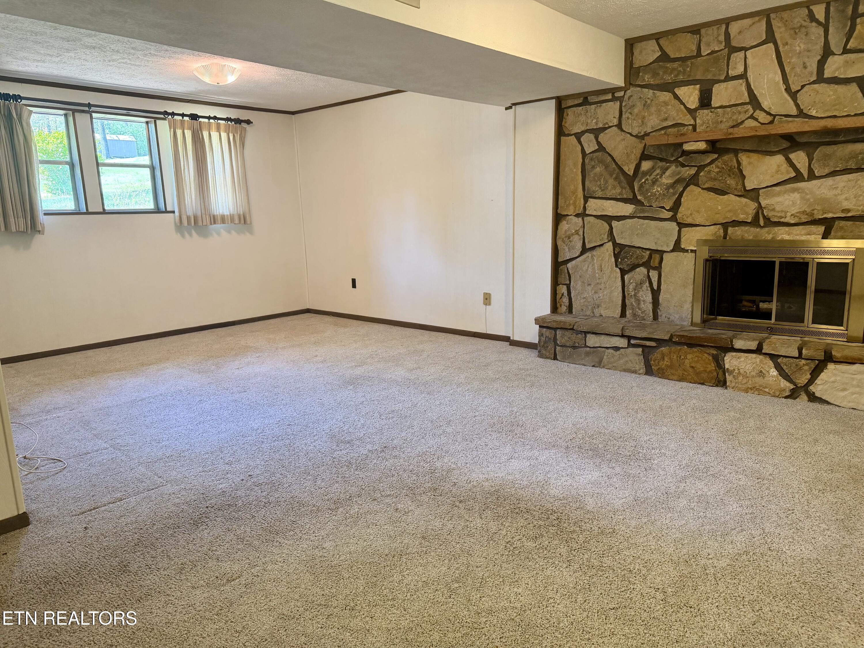 5613 Outer Drive Knoxville TN 37921