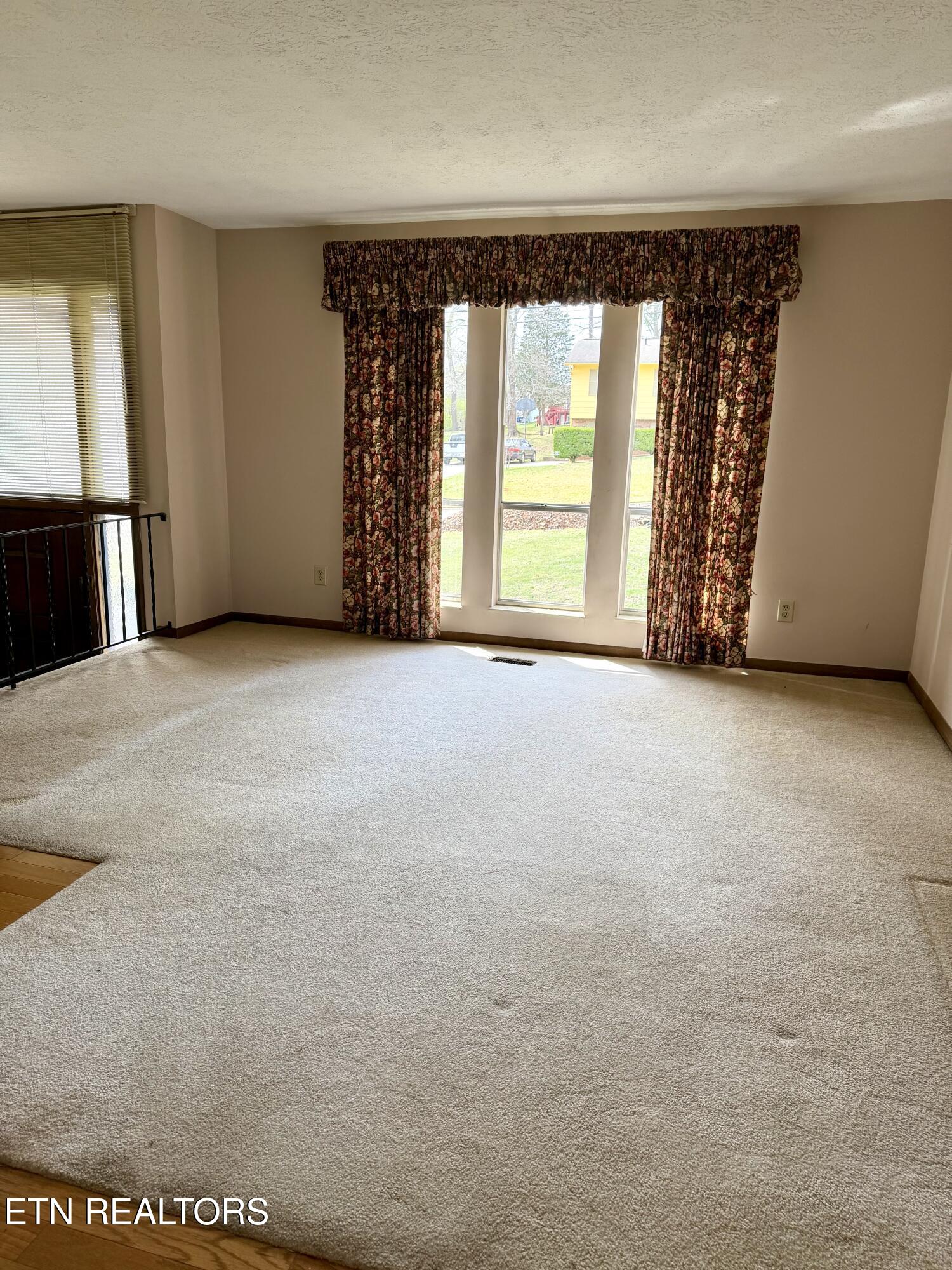 5613 Outer Drive Knoxville TN 37921