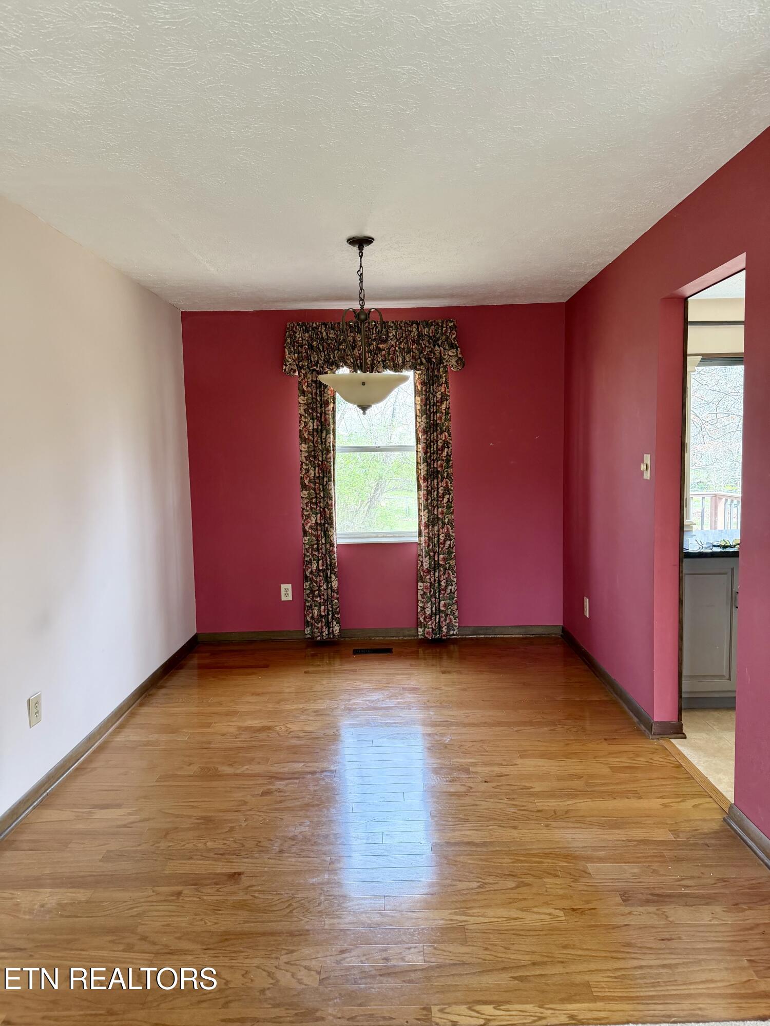 5613 Outer Drive Knoxville TN 37921