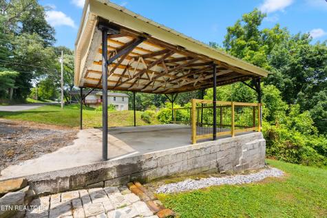 201 W 9th Avenue Lenoir City TN 37771
