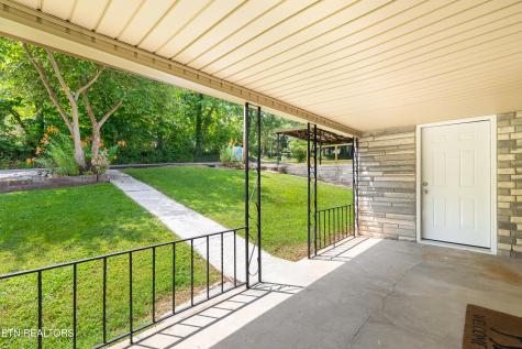 201 W 9th Avenue Lenoir City TN 37771