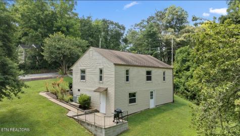201 W 9th Avenue Lenoir City TN 37771