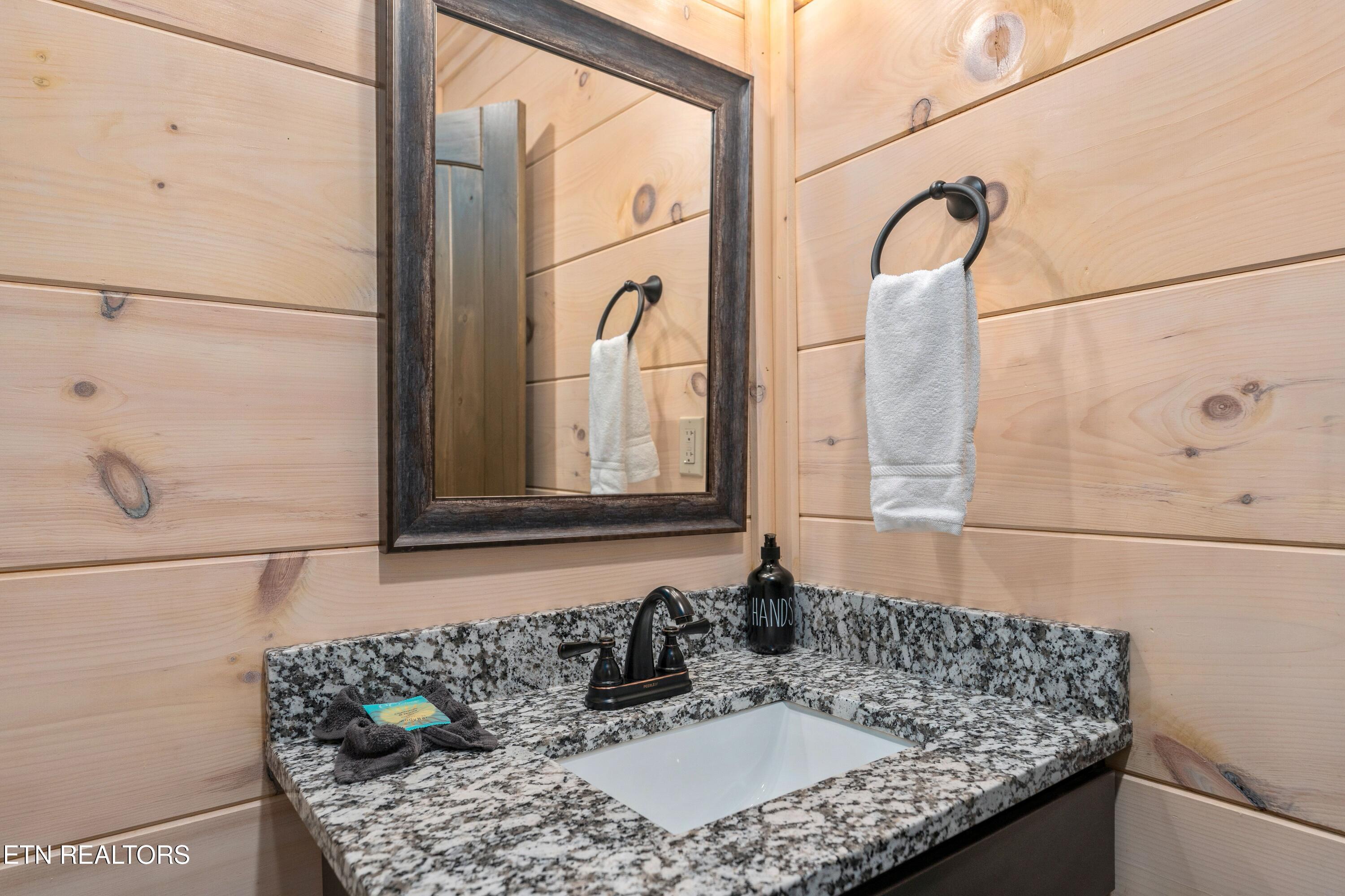 3342 Frontier View Drive Sevierville TN 37876