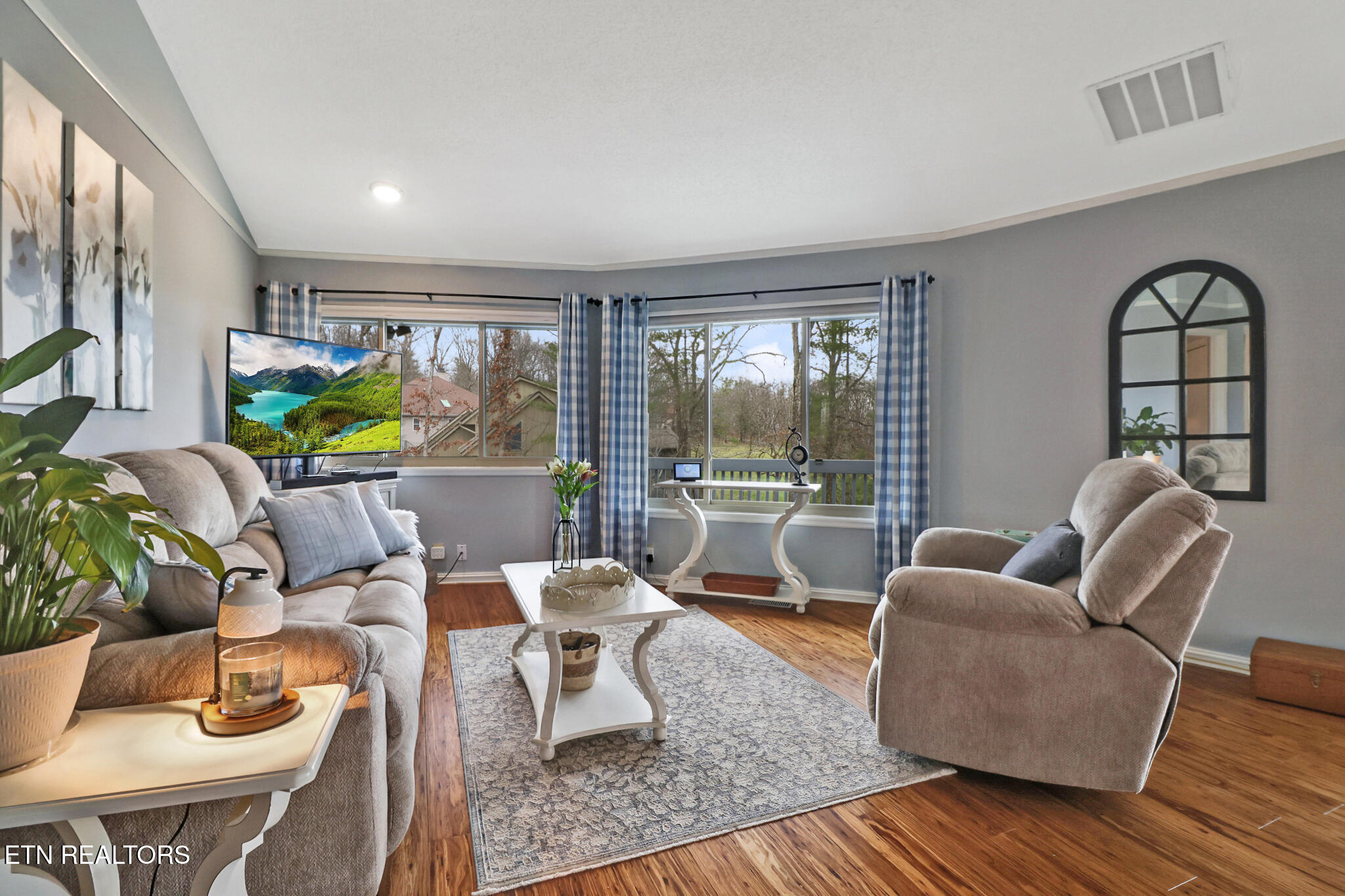 29 Sugarbush Lane Crossville TN 38558