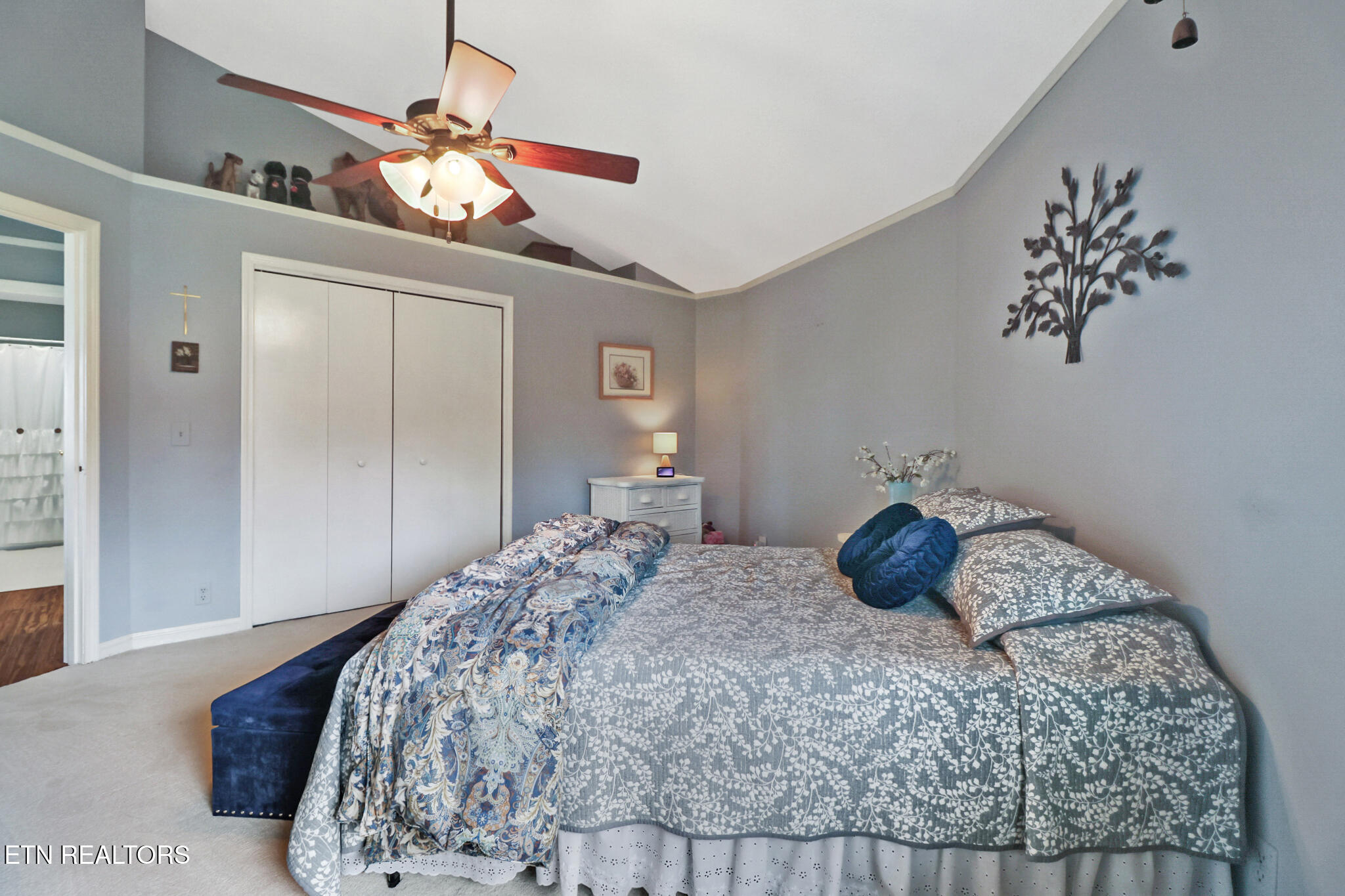 29 Sugarbush Lane Crossville TN 38558