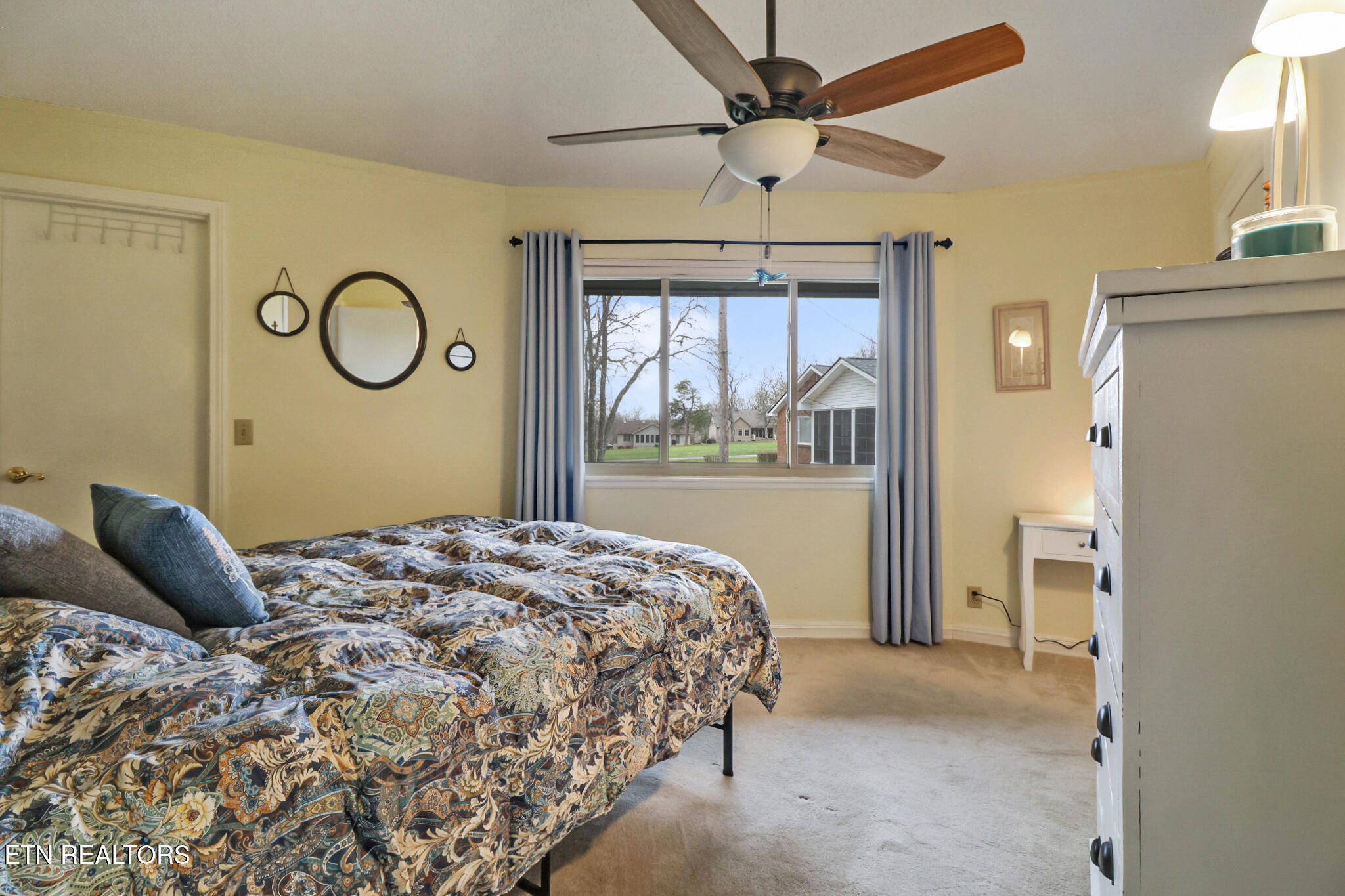29 Sugarbush Lane Crossville TN 38558