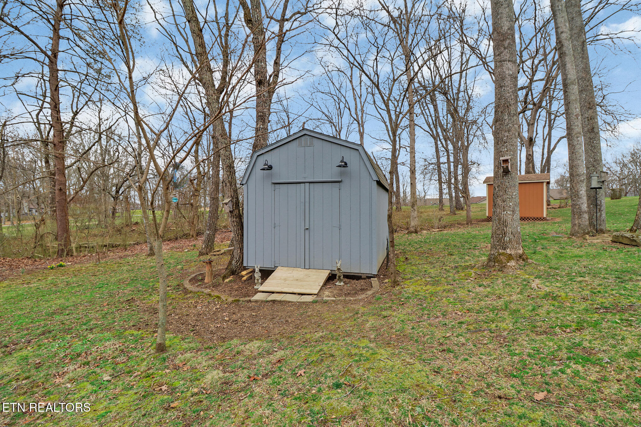 29 Sugarbush Lane Crossville TN 38558