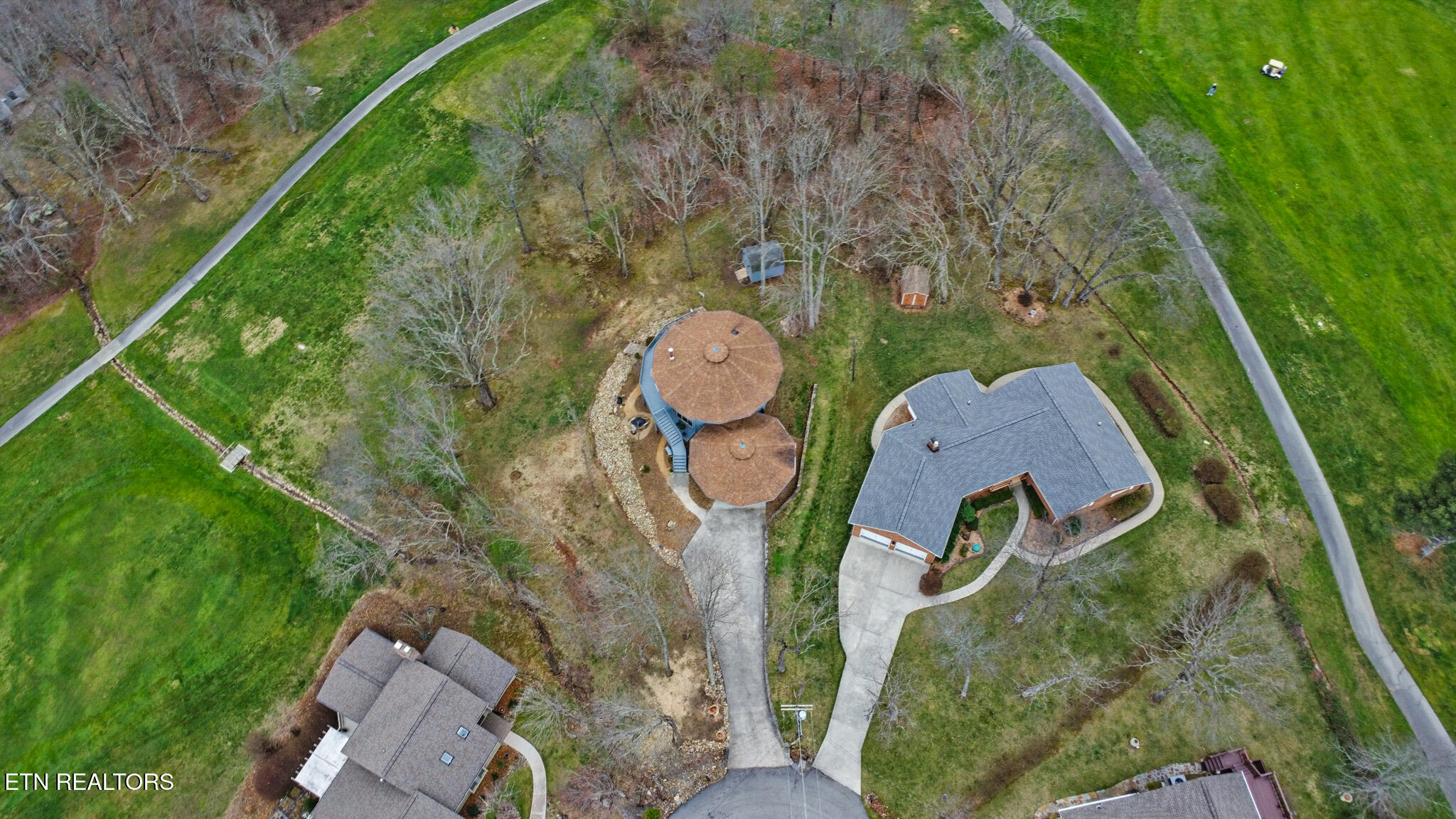 29 Sugarbush Lane Crossville TN 38558