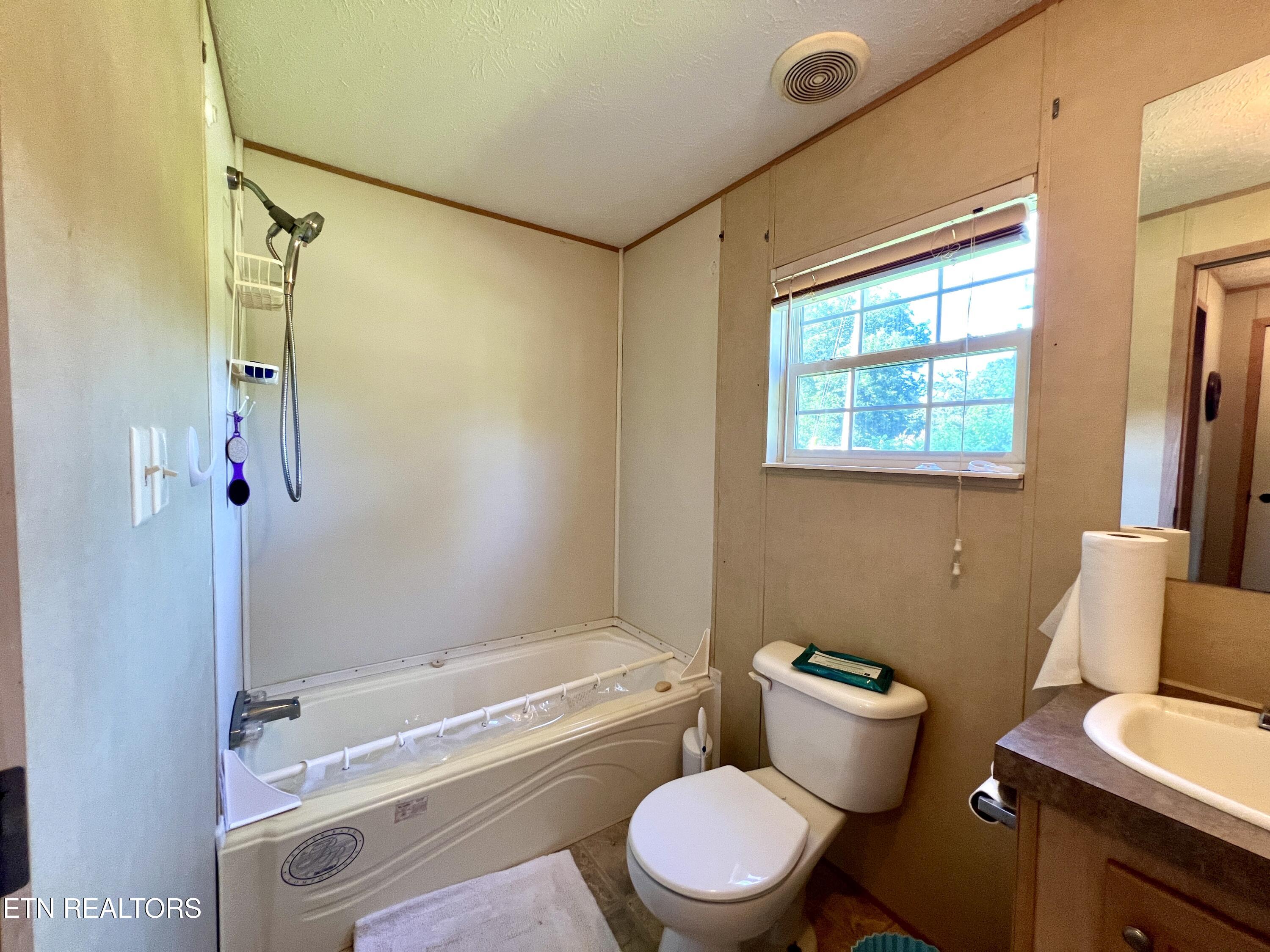 1228 Evans Valley Road Newport TN 37821