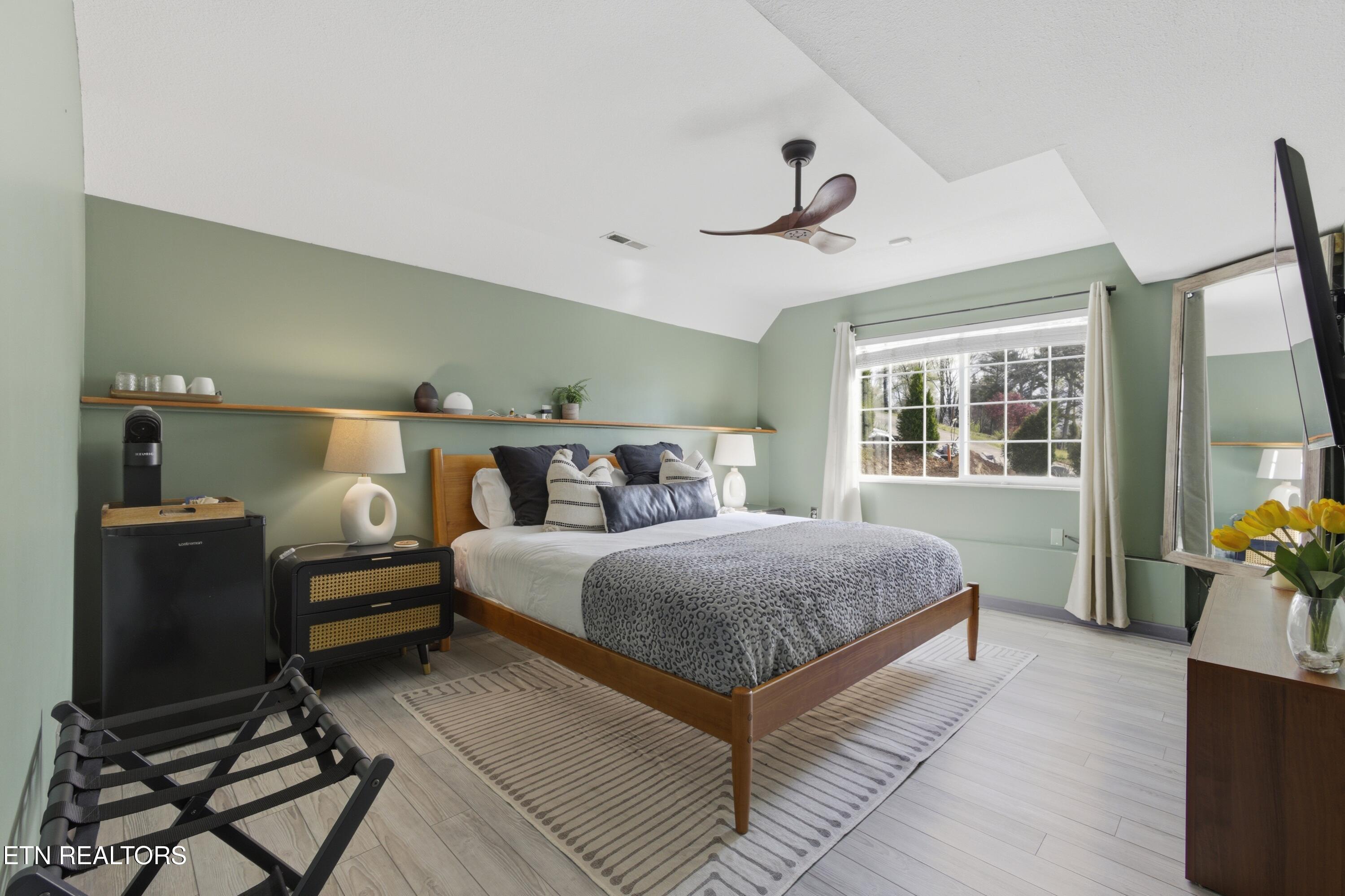 141 Settlers Road Harriman TN 37748