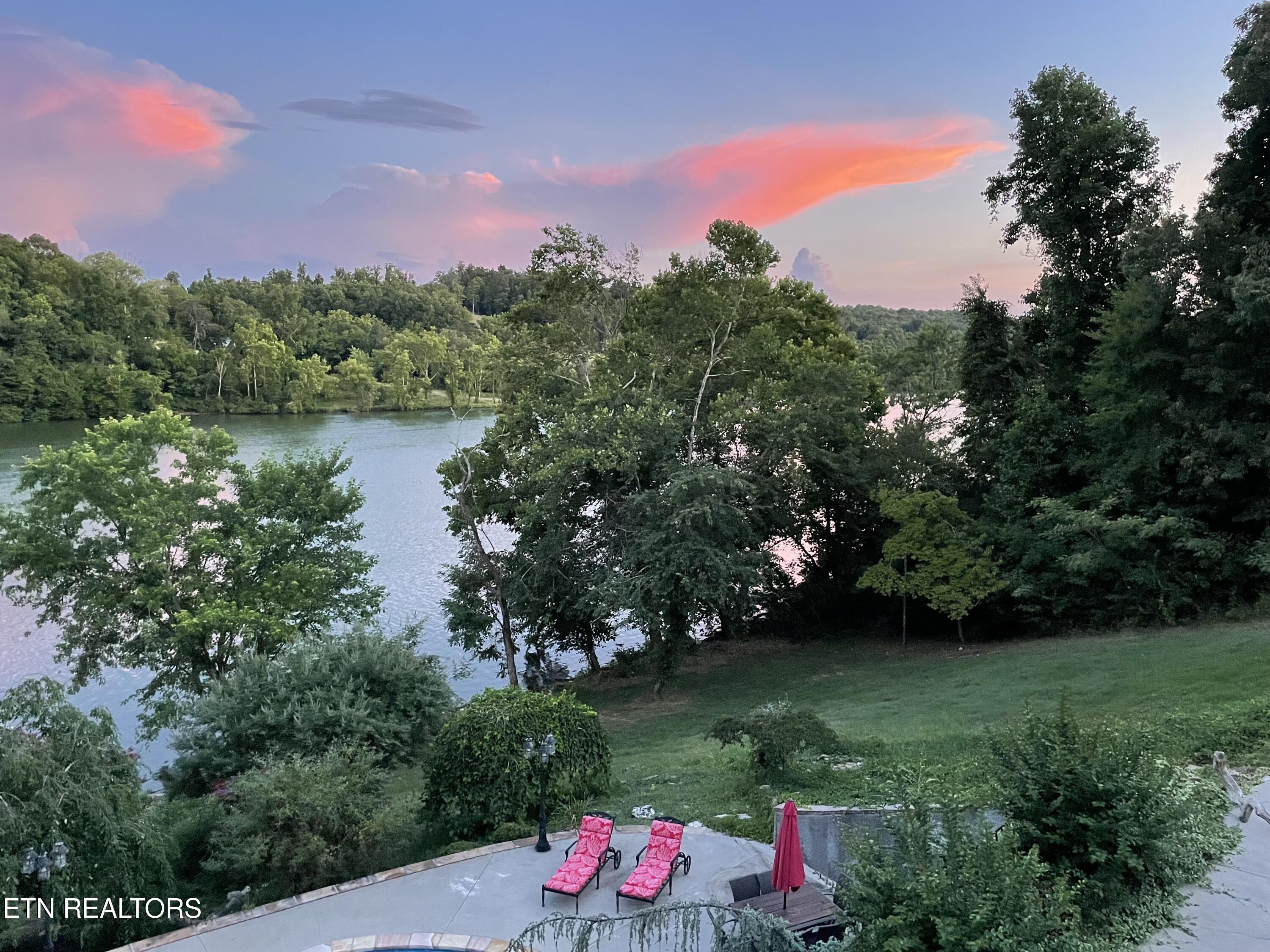 141 Settlers Road Harriman TN 37748
