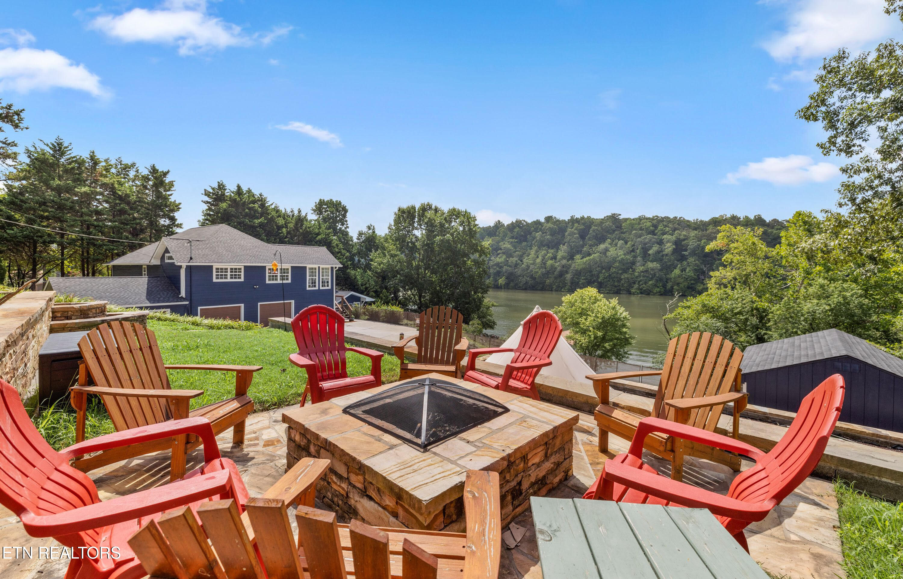 141 Settlers Road Harriman TN 37748