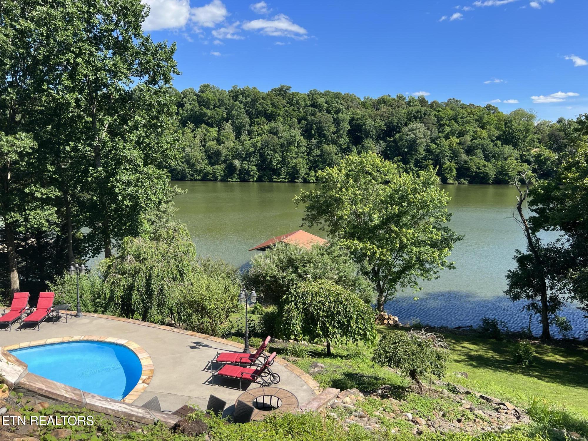 141 Settlers Road Harriman TN 37748