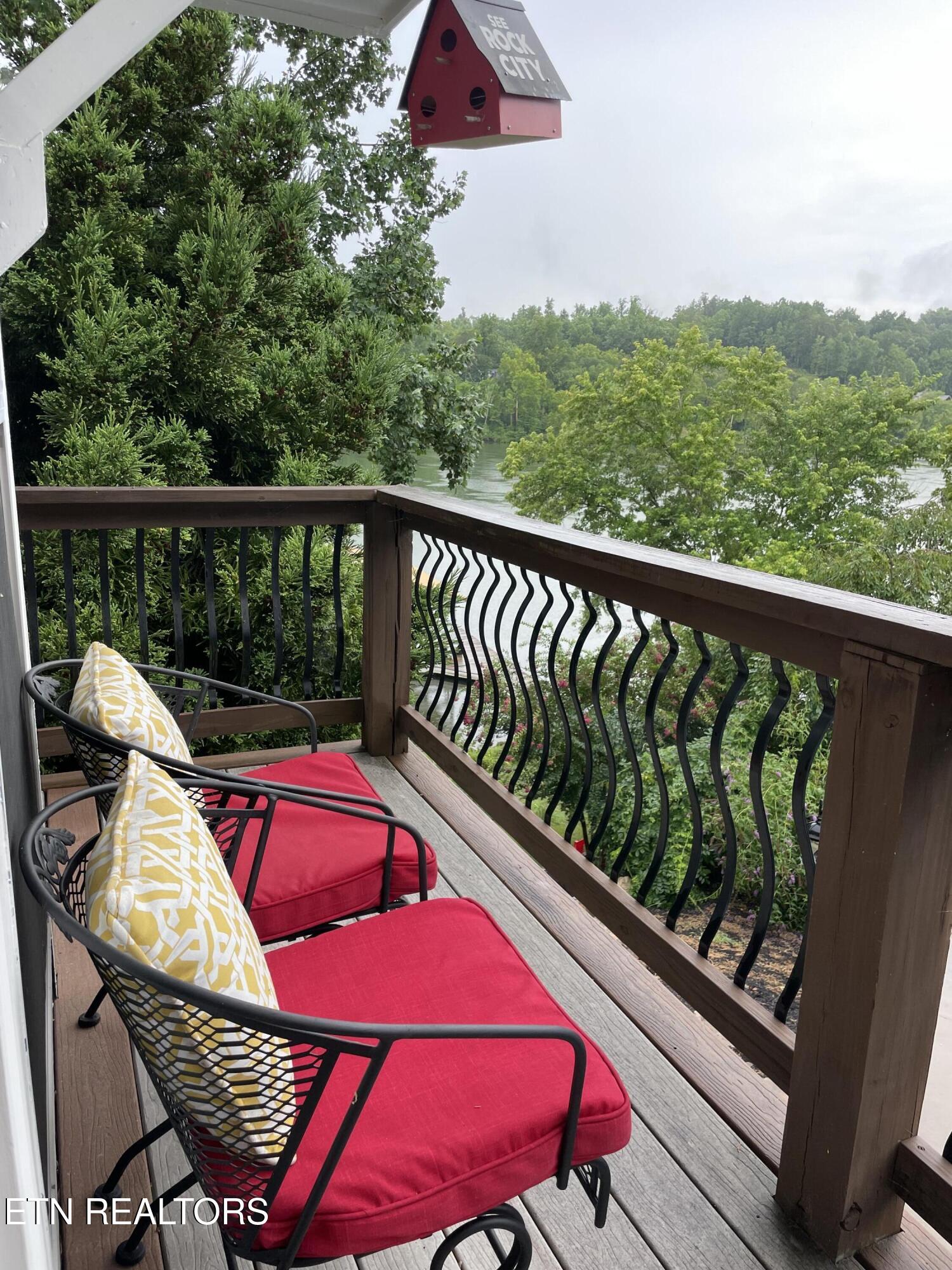 141 Settlers Road Harriman TN 37748