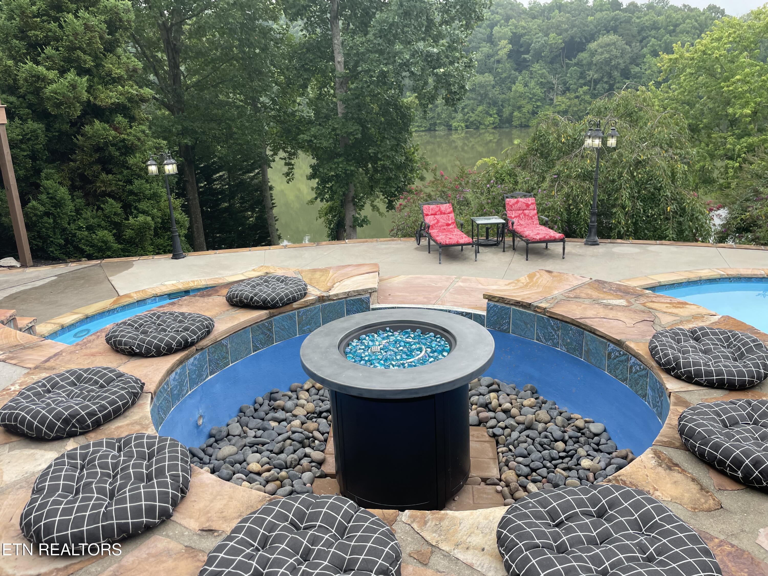141 Settlers Road Harriman TN 37748