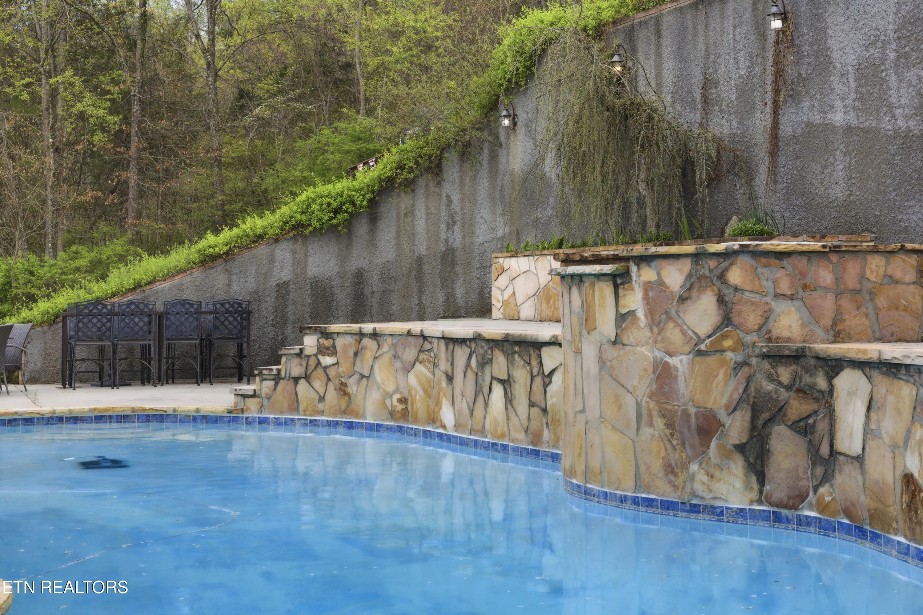 141 Settlers Road Harriman TN 37748