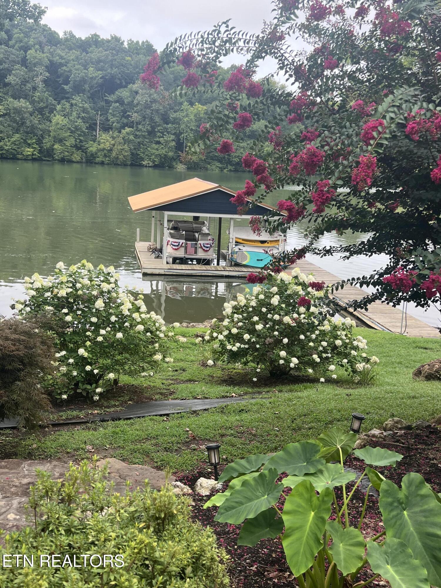 141 Settlers Road Harriman TN 37748