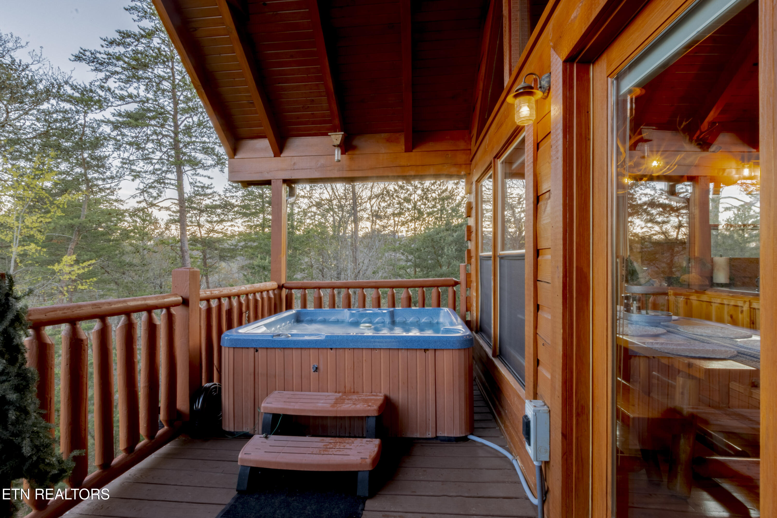 1713 Bear View Road Sevierville TN 37876