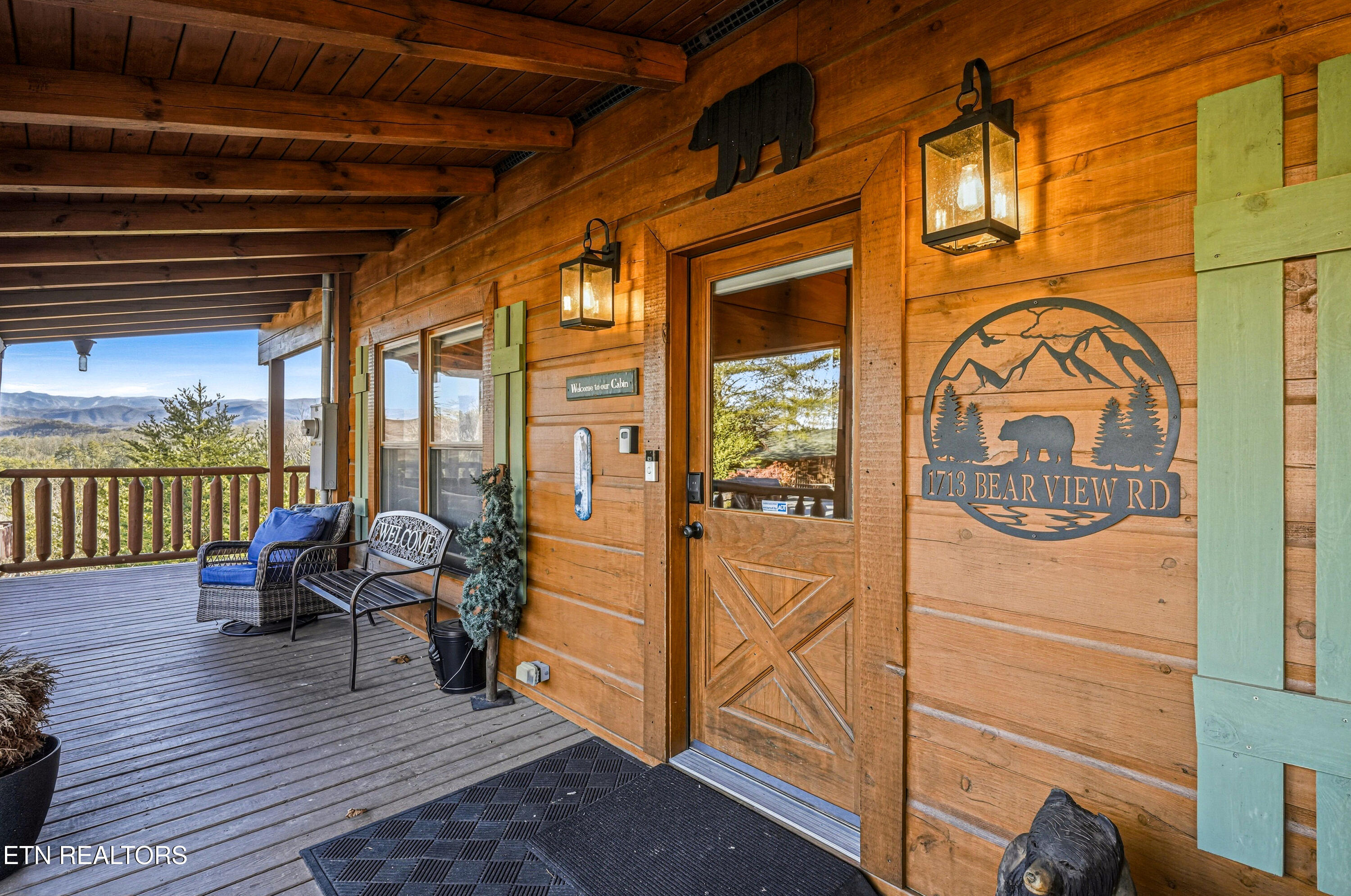 1713 Bear View Road Sevierville TN 37876