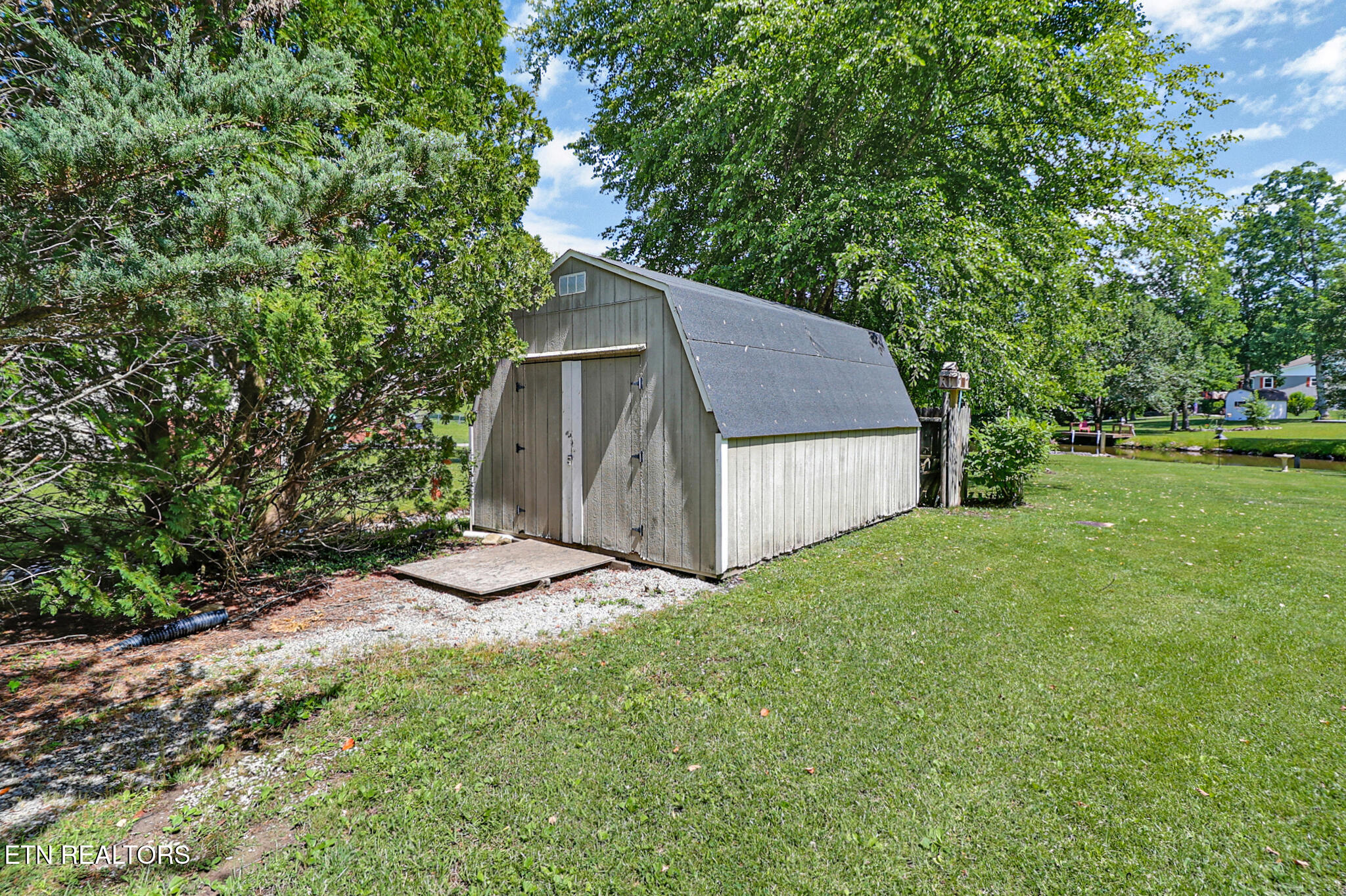 4028 Lone Wolf Circle Crossville TN 38572
