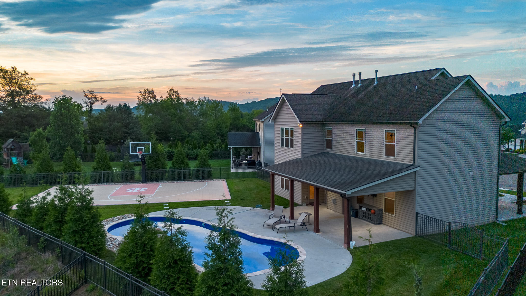 2632 Turkey Trot Lane Knoxville TN 37932