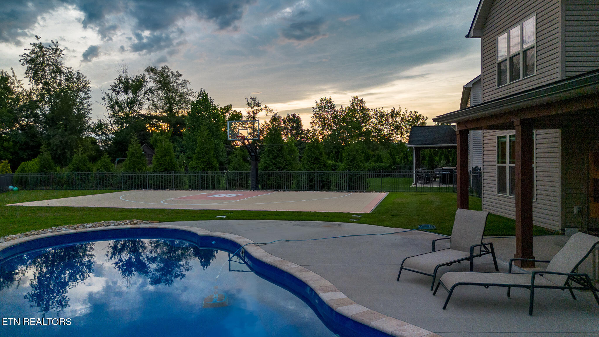 2632 Turkey Trot Lane Knoxville TN 37932