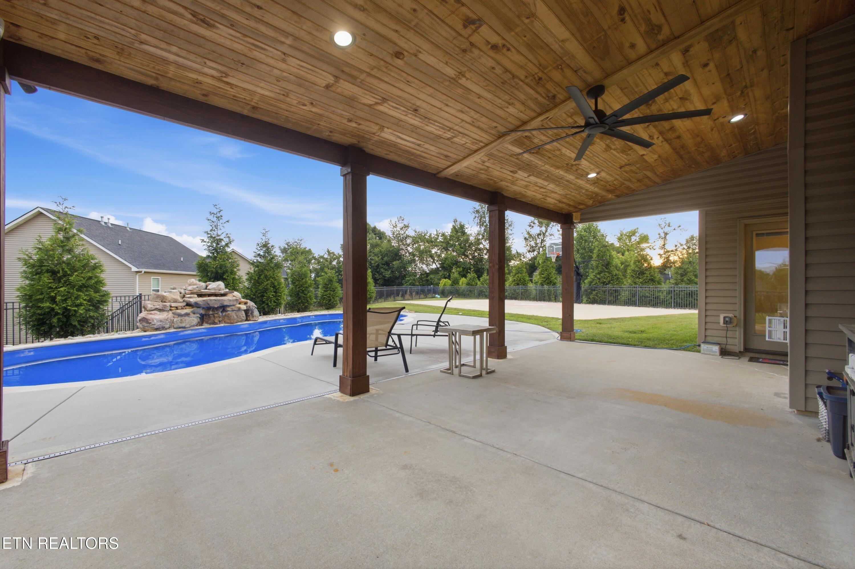 2632 Turkey Trot Lane Knoxville TN 37932