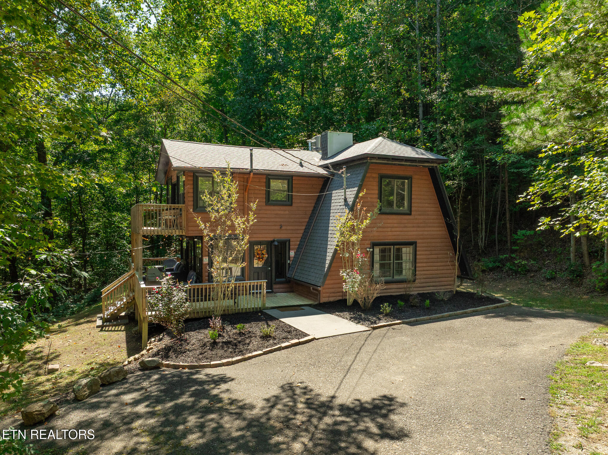 459 Sugar Mountain Way Pigeon Forge TN 37863