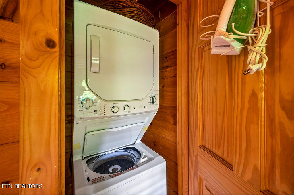 2024 Bear Haven Way Sevierville TN 37876
