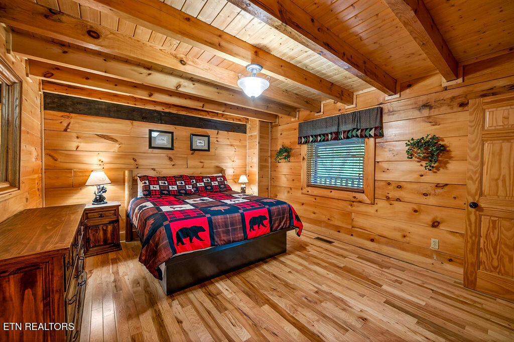 2024 Bear Haven Way Sevierville TN 37876