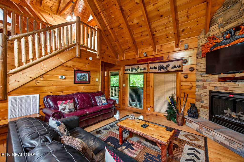 2024 Bear Haven Way Sevierville TN 37876