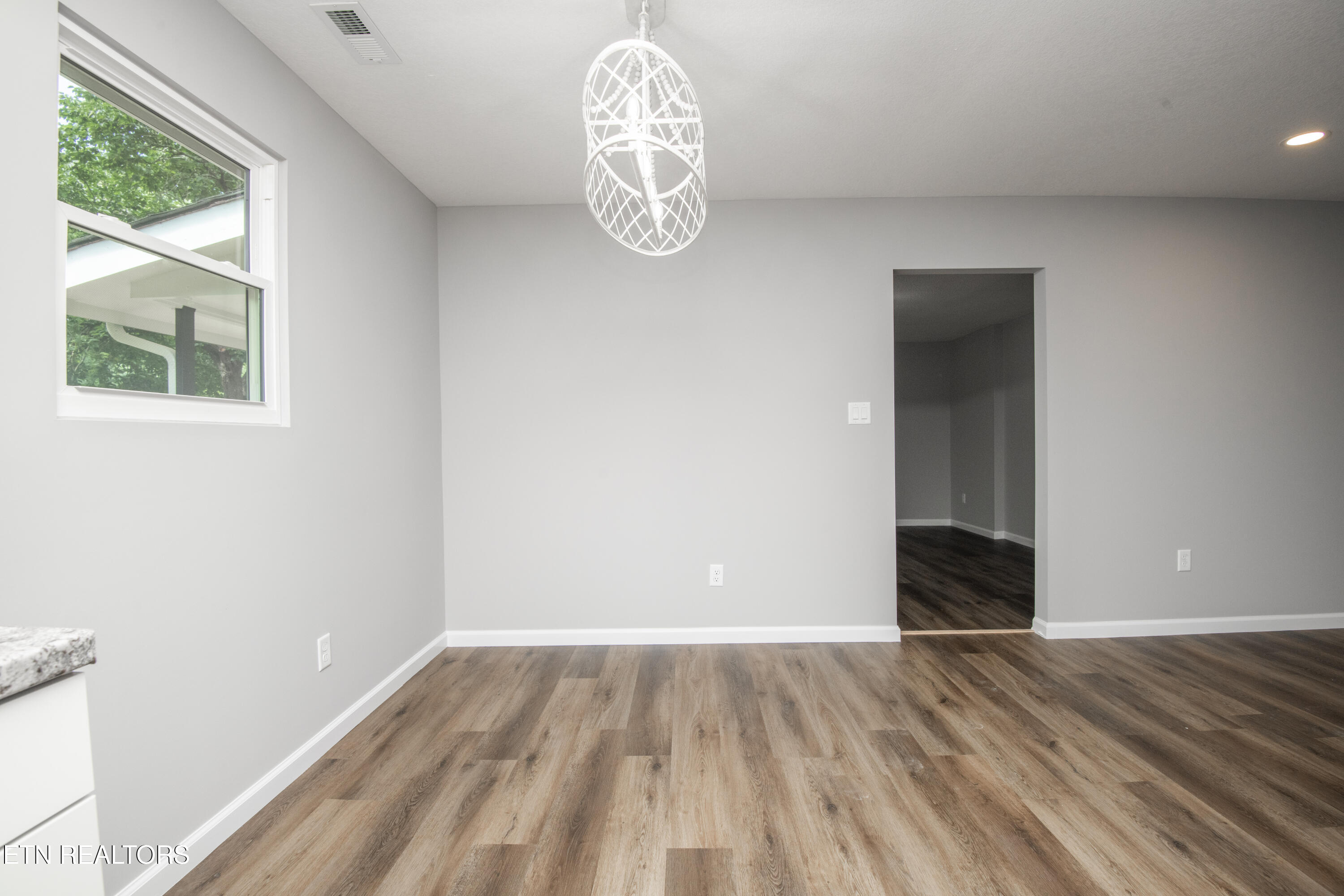 242 Oak Street Maynardville TN 37807