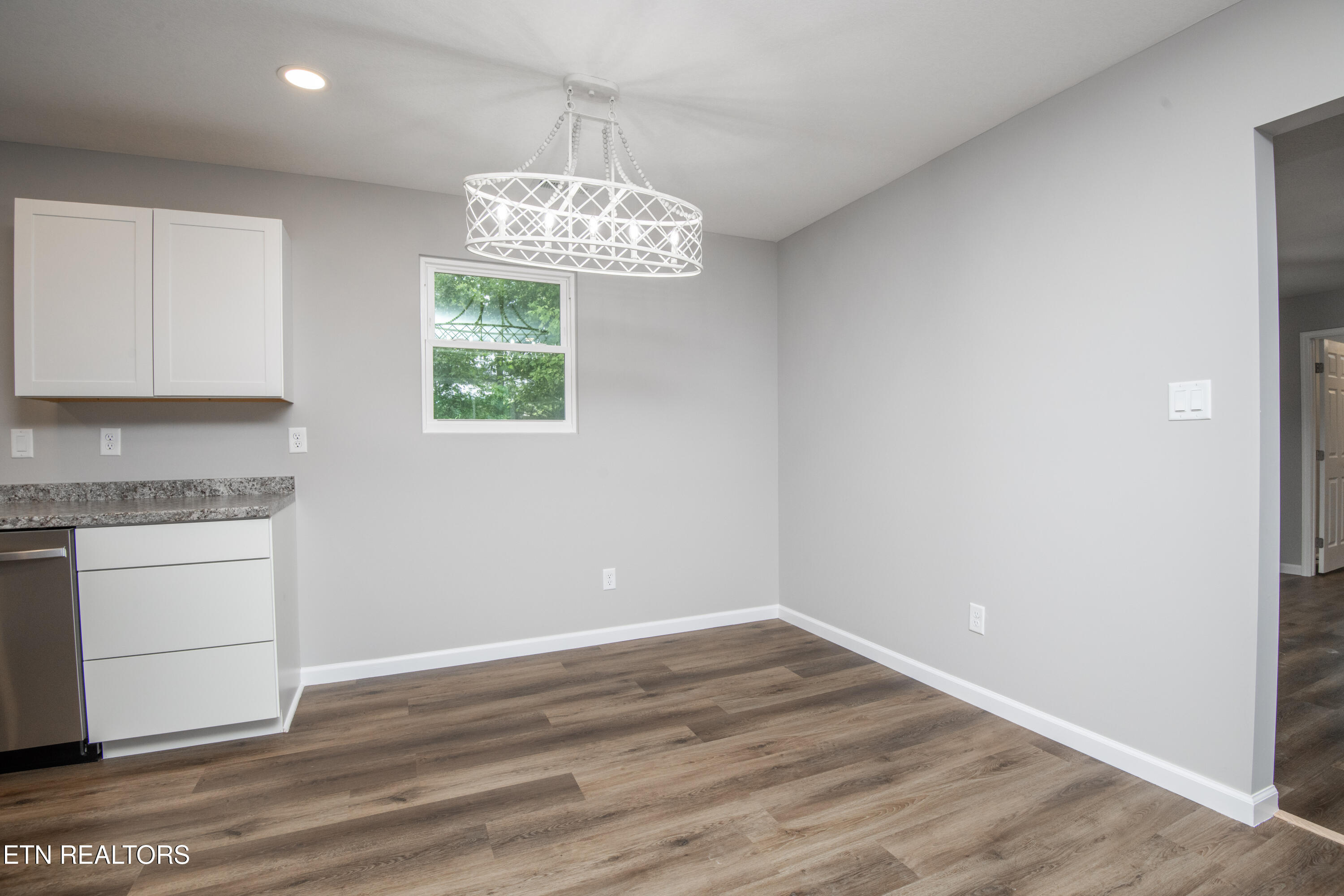 242 Oak Street Maynardville TN 37807