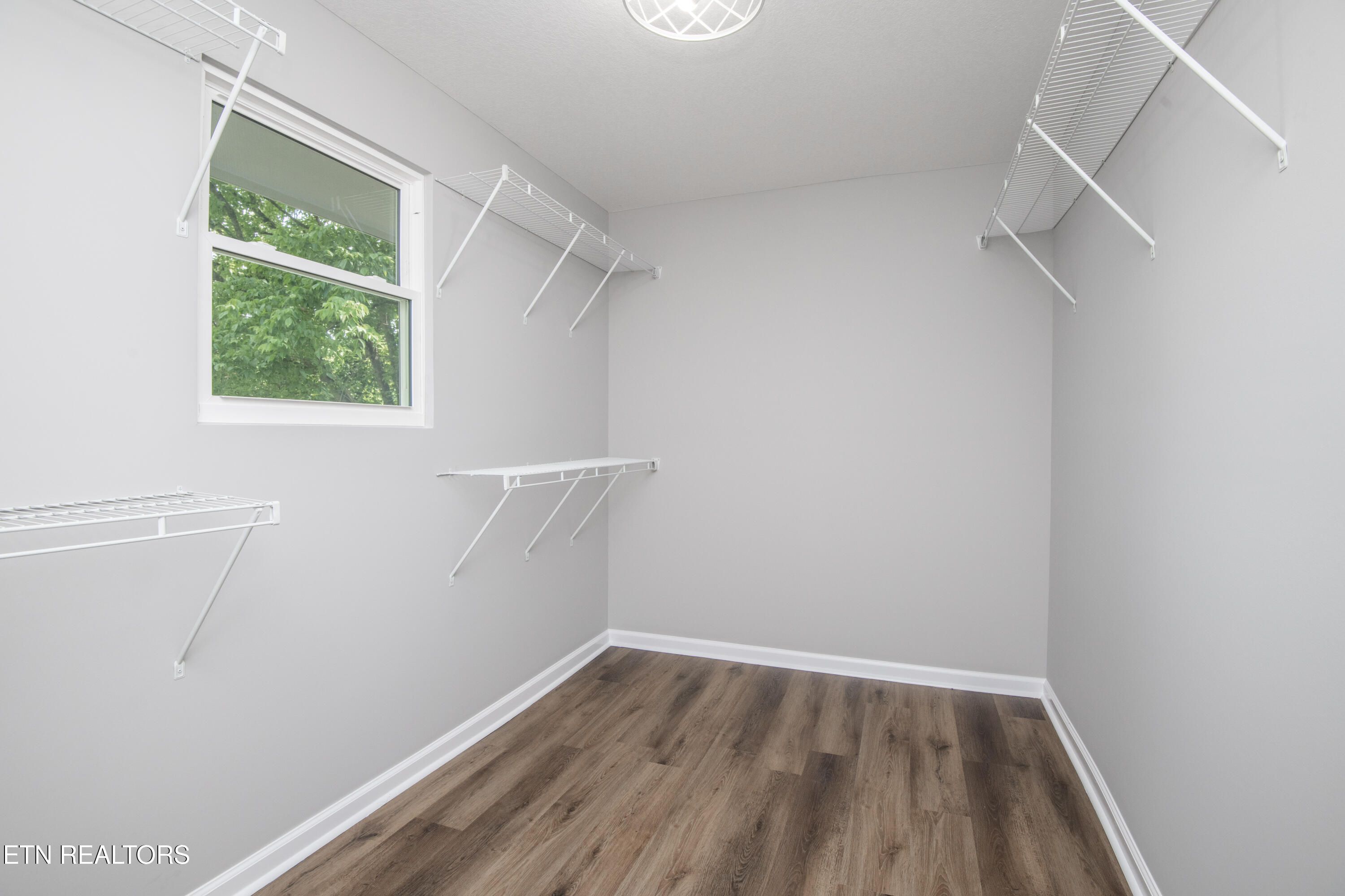 242 Oak Street Maynardville TN 37807