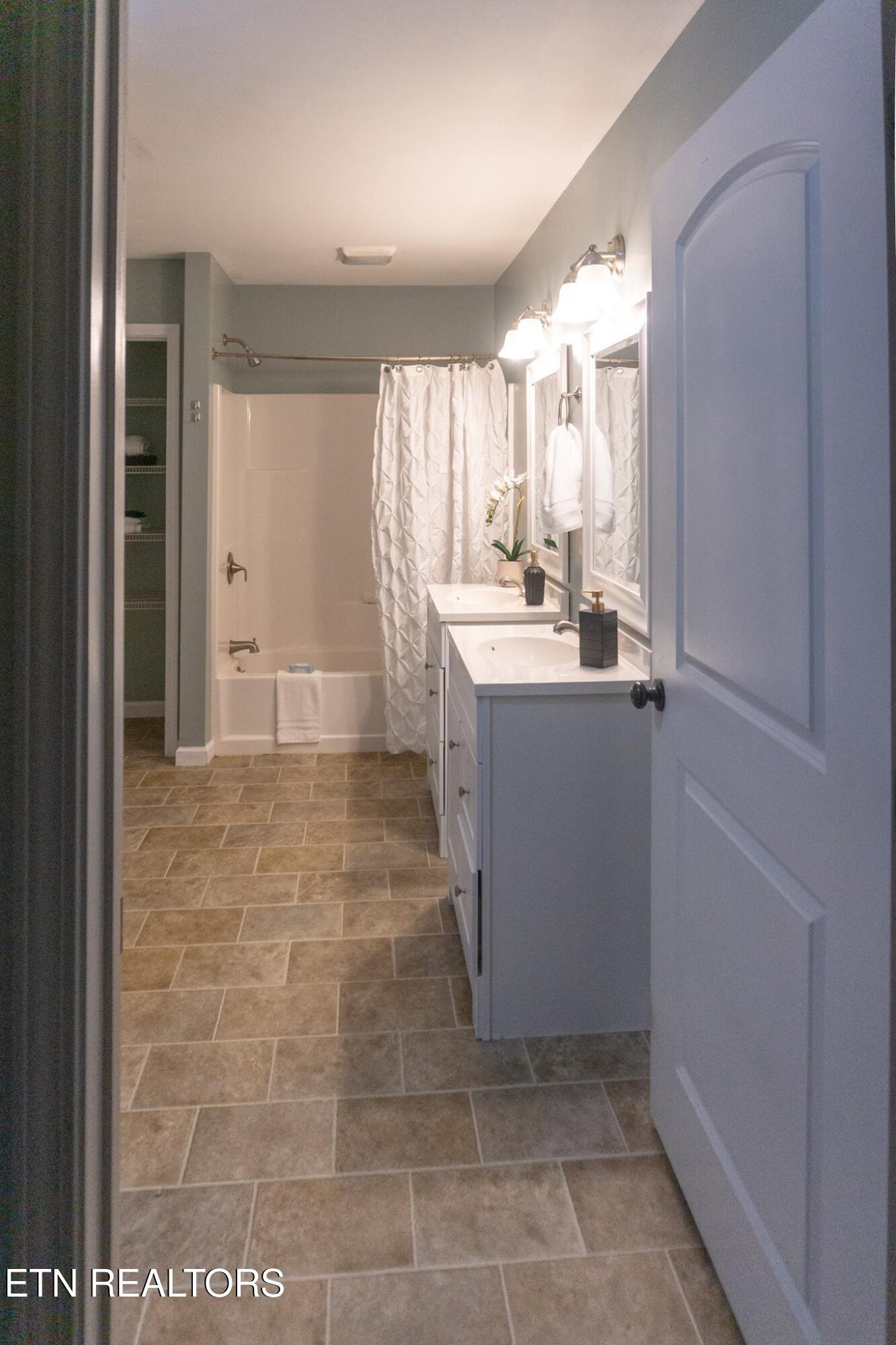 1049 Roswell Road Knoxville TN 37923