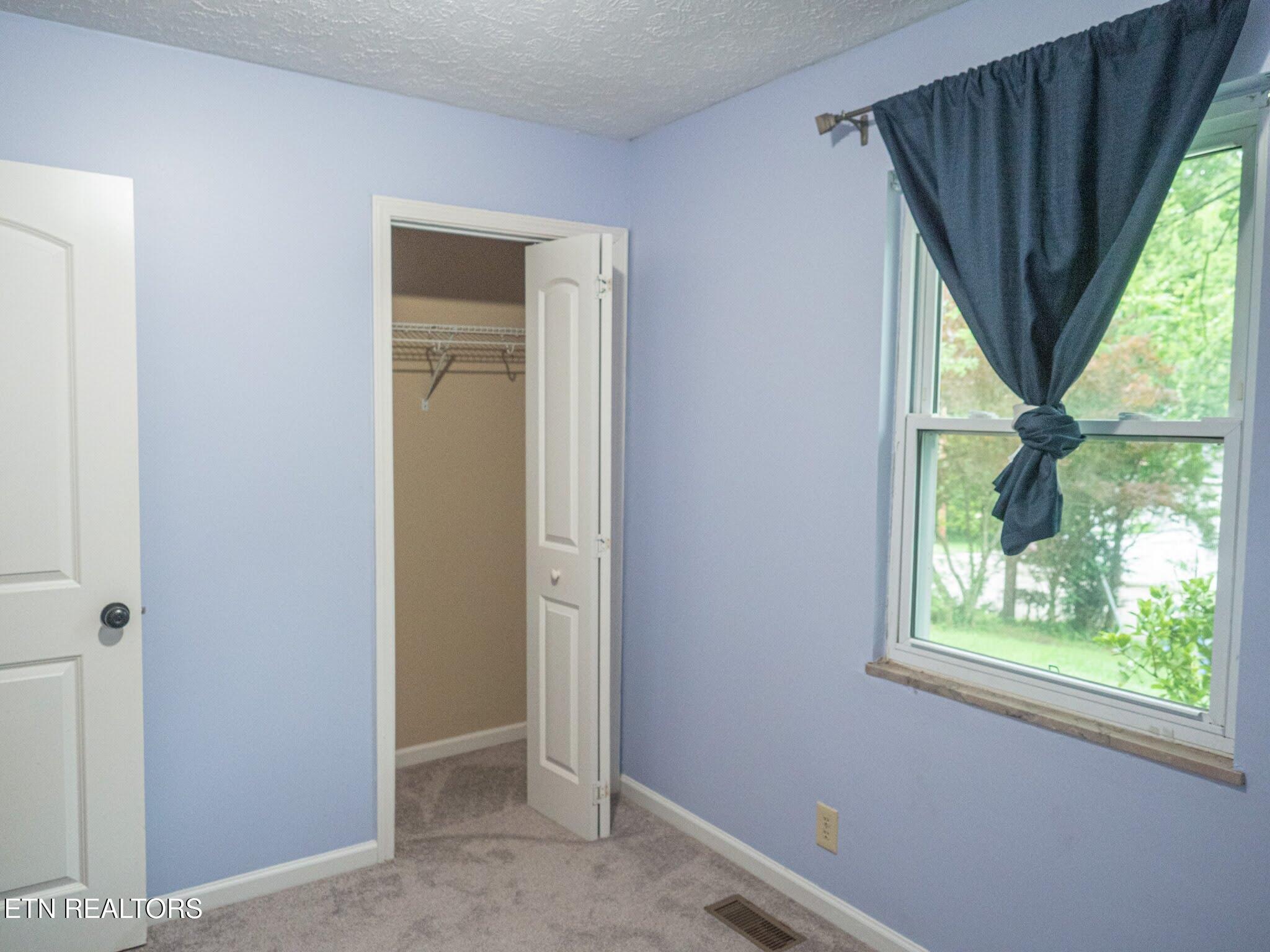 1049 Roswell Road Knoxville TN 37923