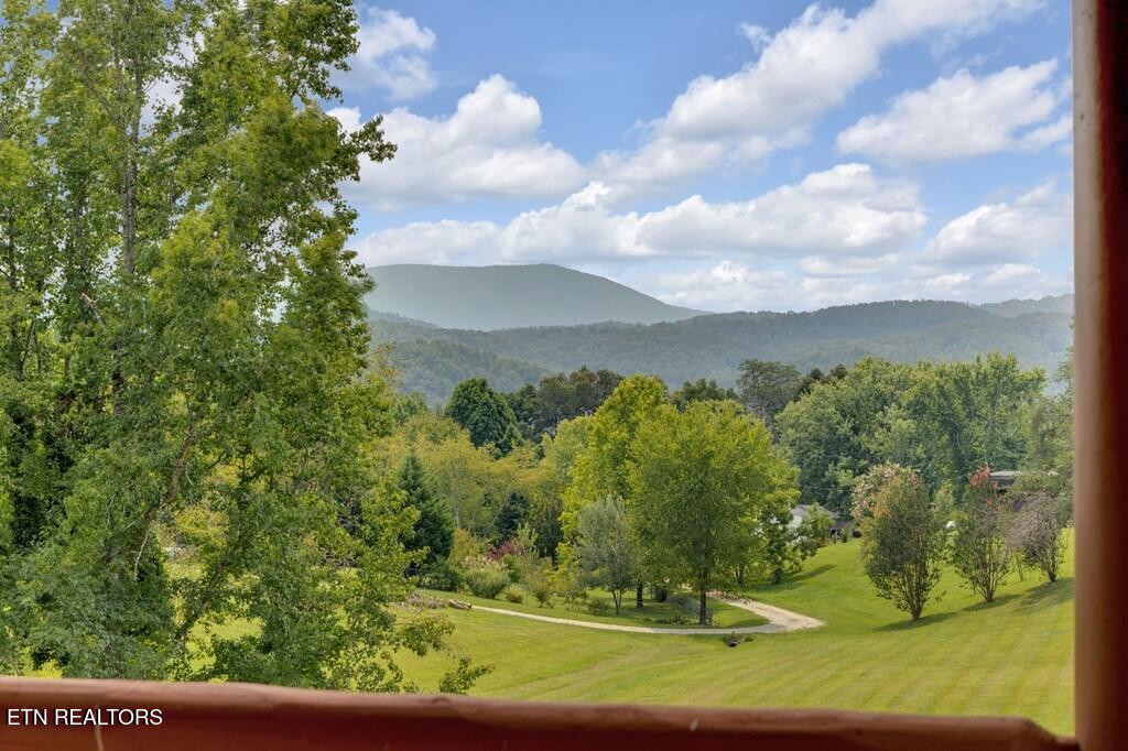 2803 Mary Ridge Farm Road Sevierville TN 37862