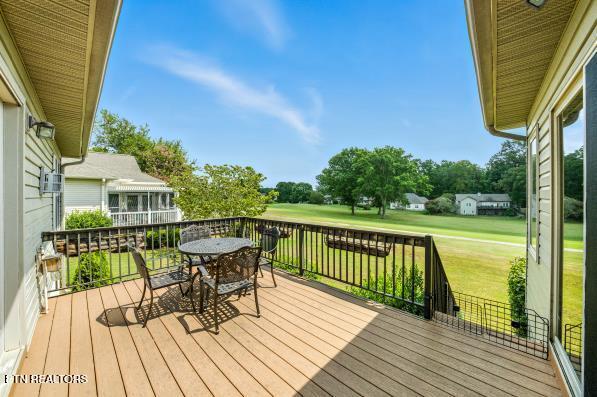 107 Oohleeno Way Loudon TN 37774