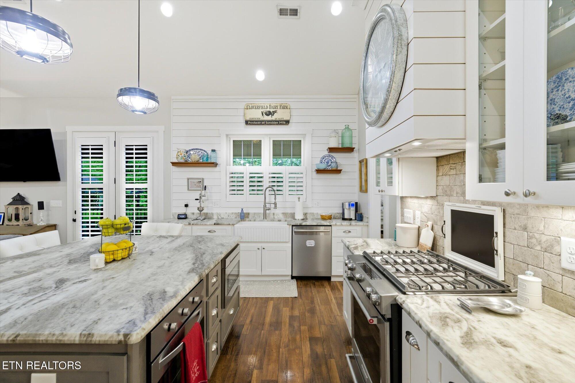 103 Witt Court Clinton TN 37716