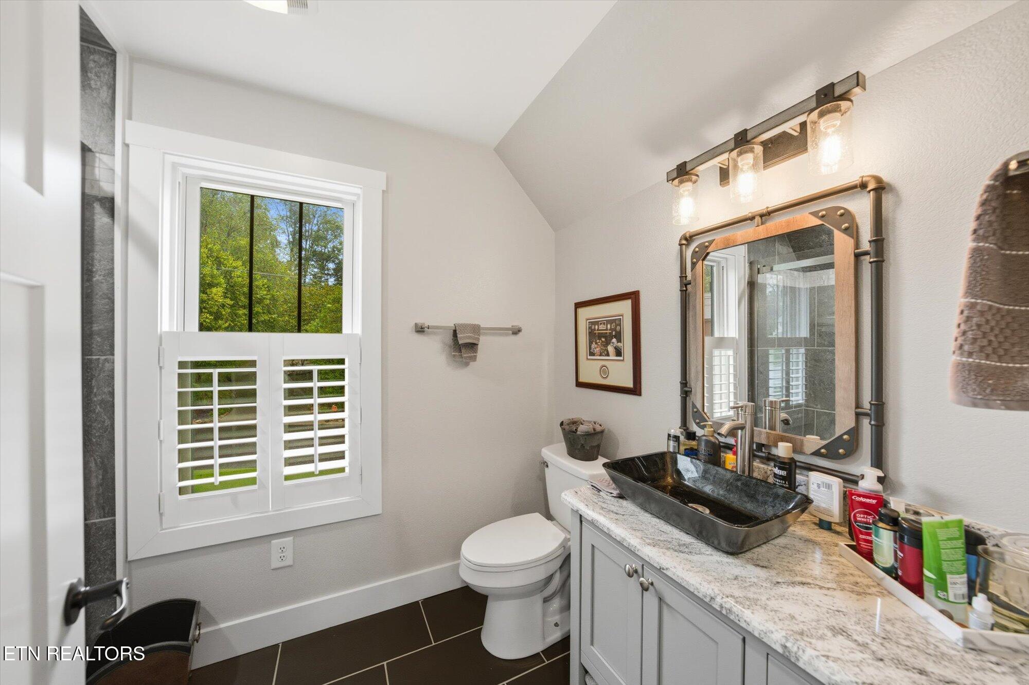 103 Witt Court Clinton TN 37716