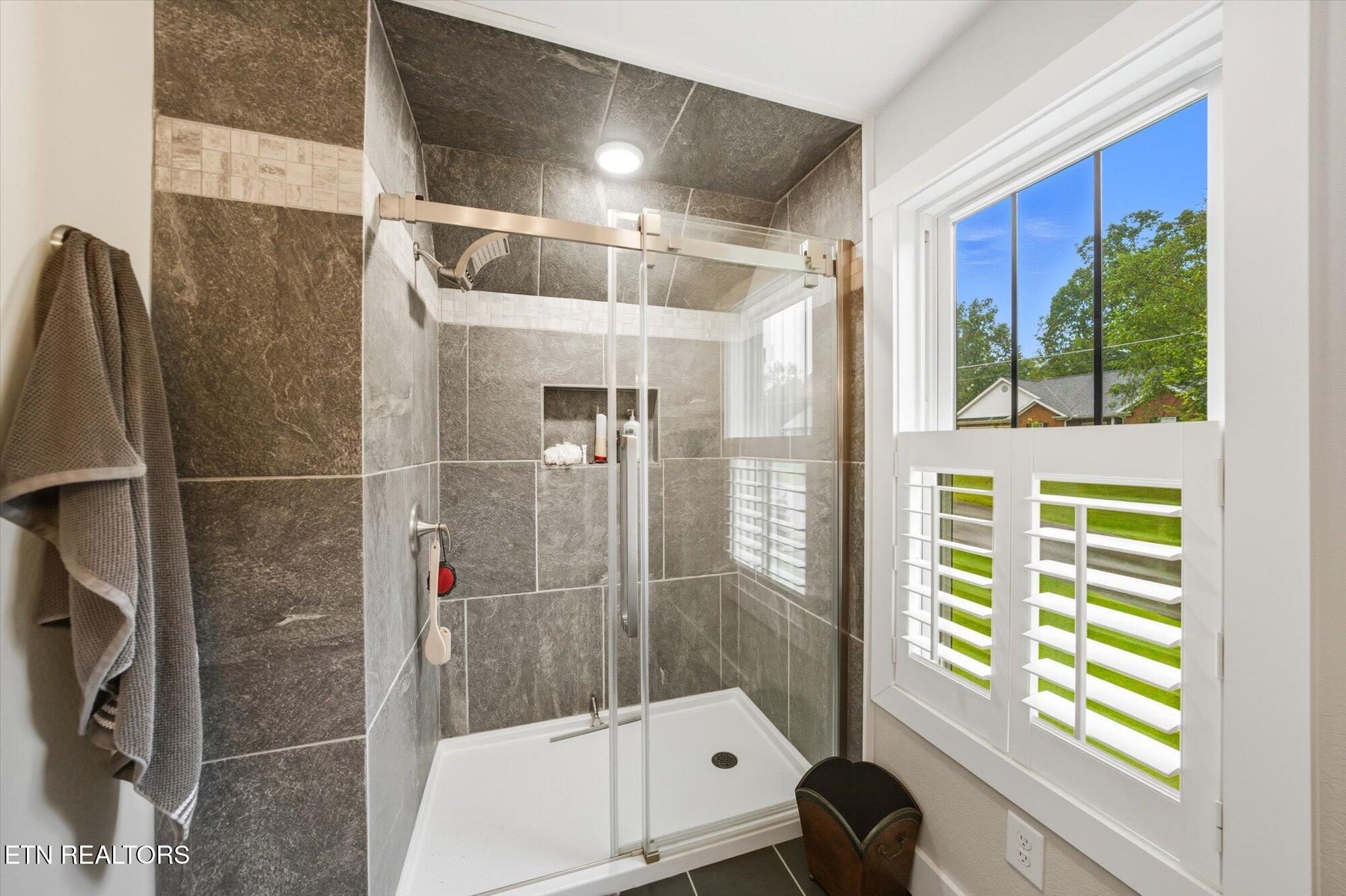 103 Witt Court Clinton TN 37716