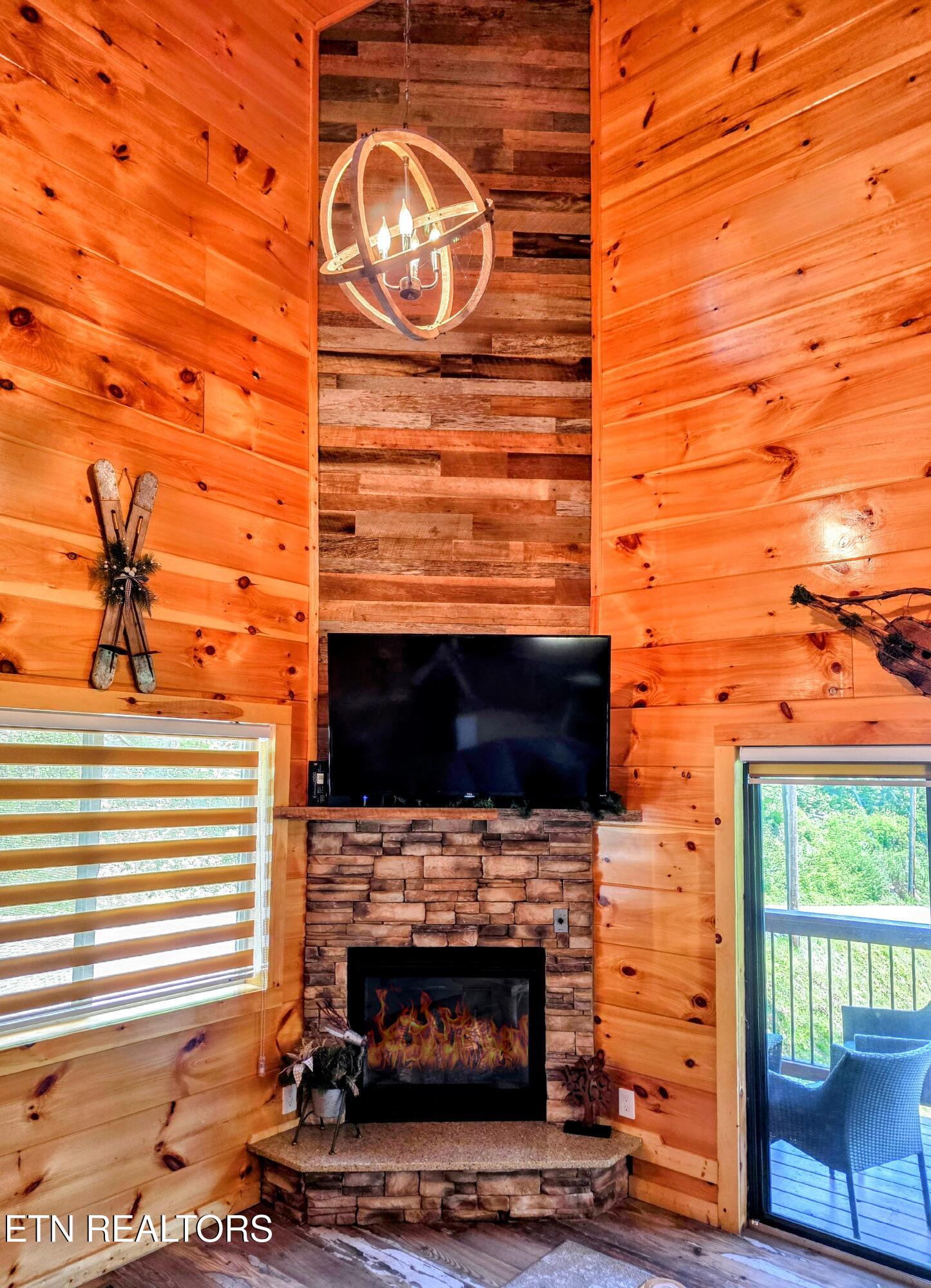 367 Wiley Oakley Drive Gatlinburg TN 37738