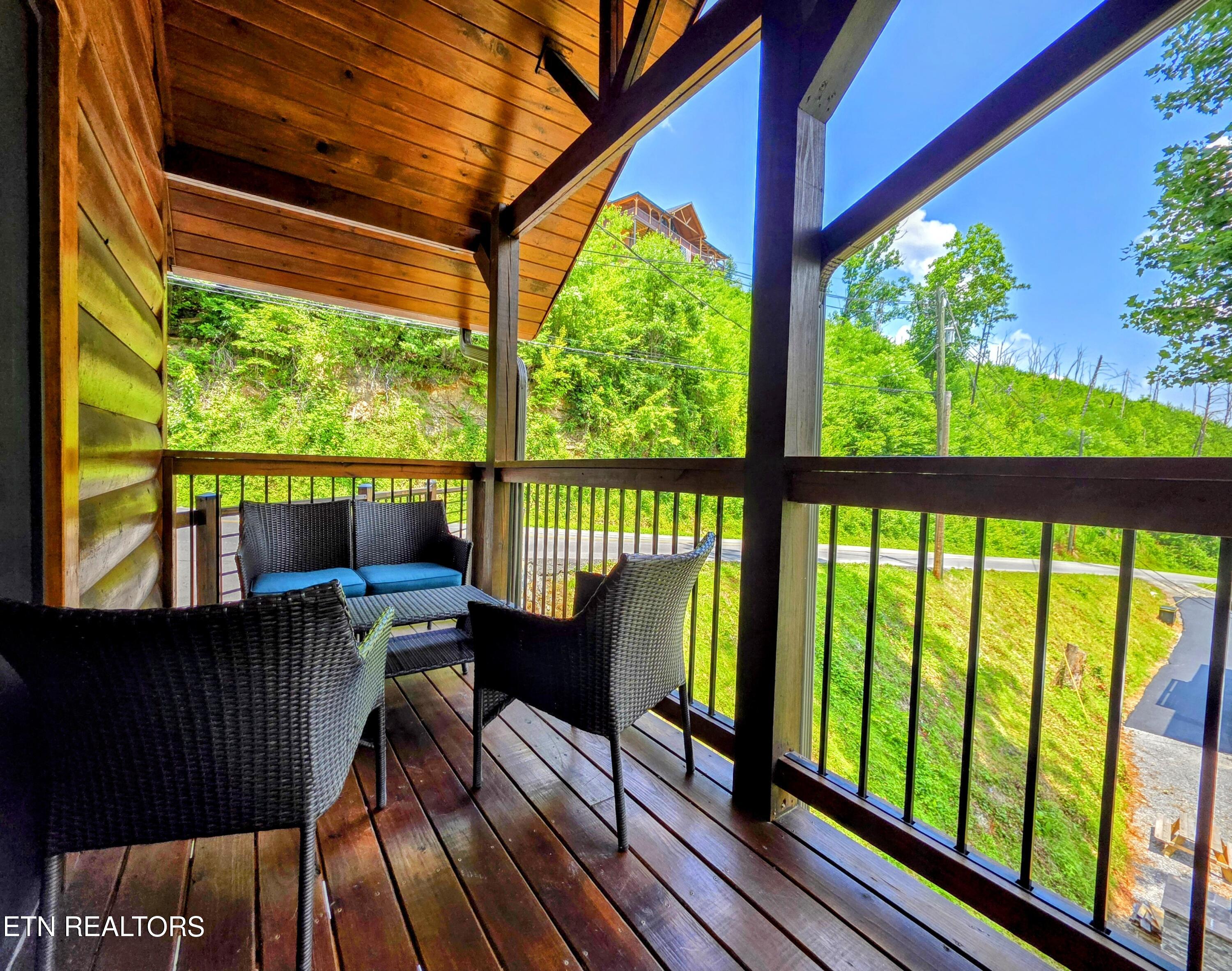367 Wiley Oakley Drive Gatlinburg TN 37738