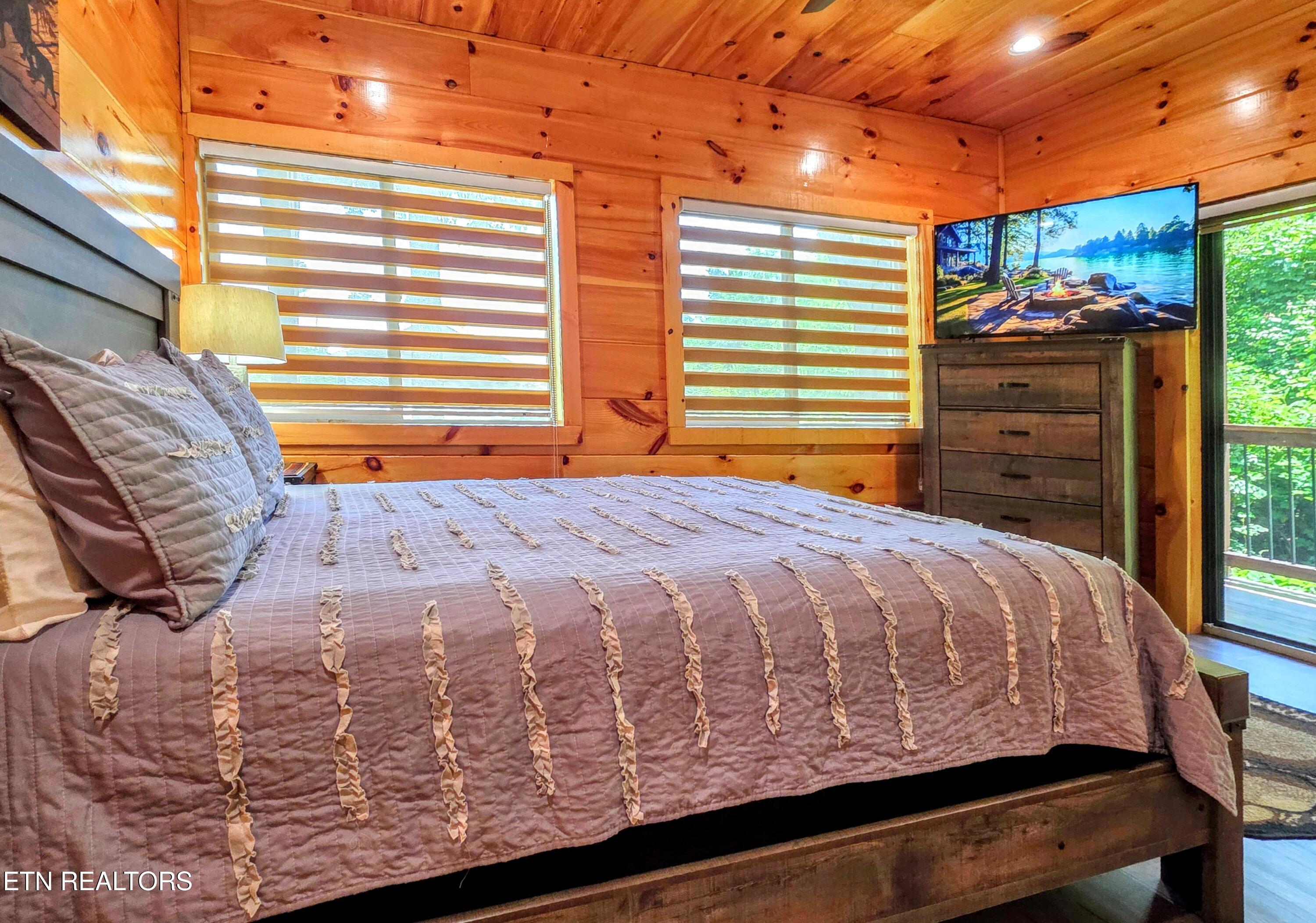 367 Wiley Oakley Drive Gatlinburg TN 37738