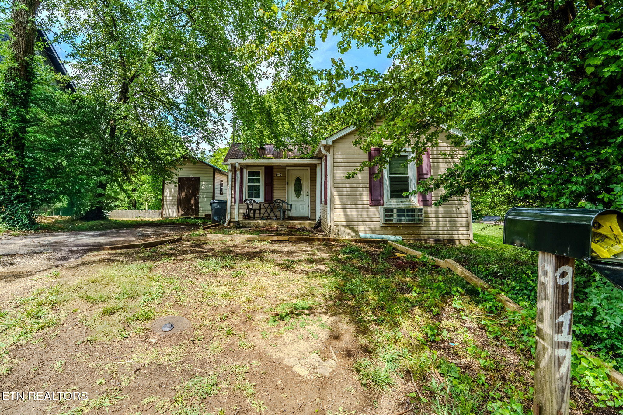 917 E Drive E Knoxville TN 37920