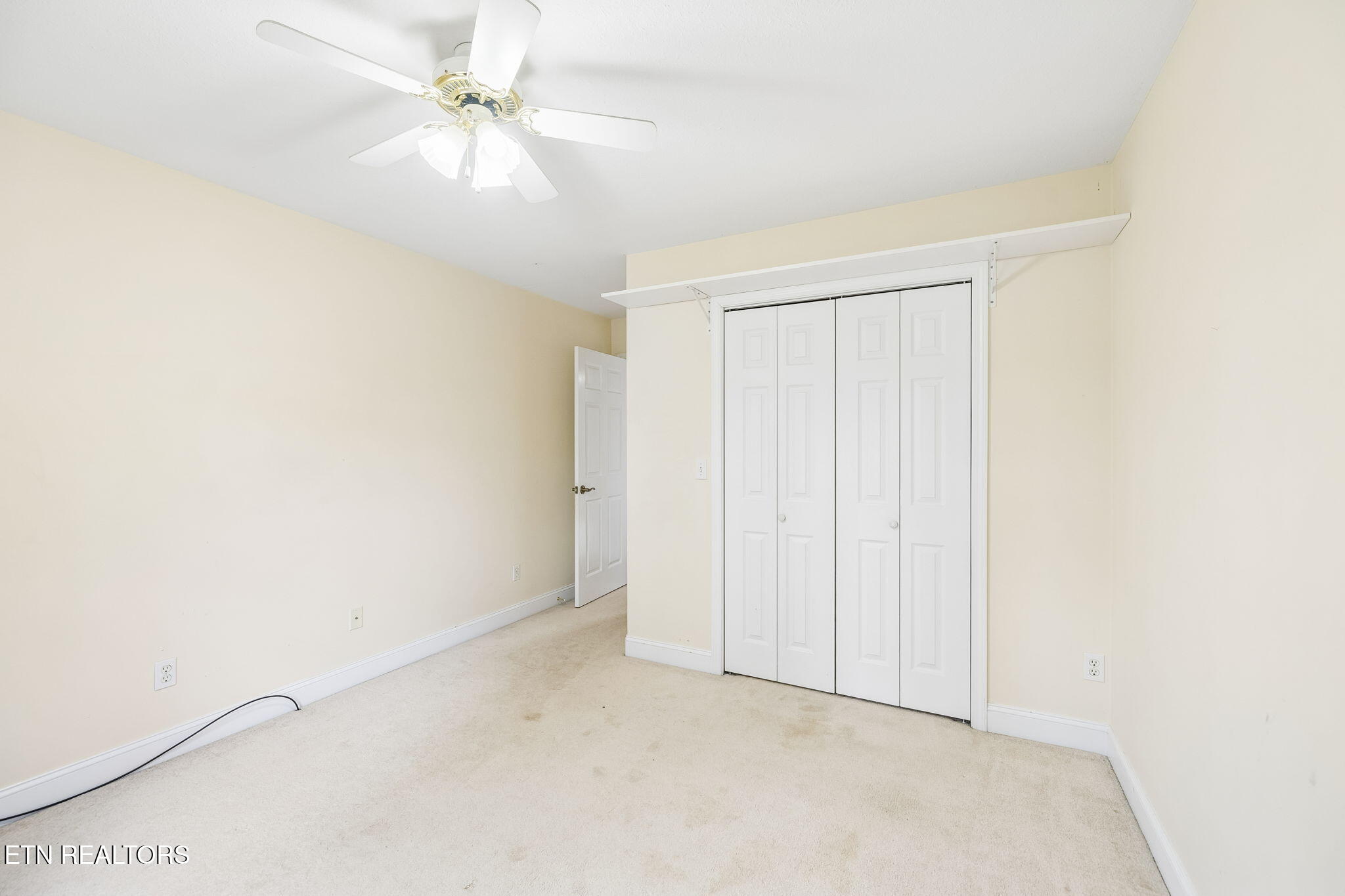 18 Sundown Lane Crossville TN 38571