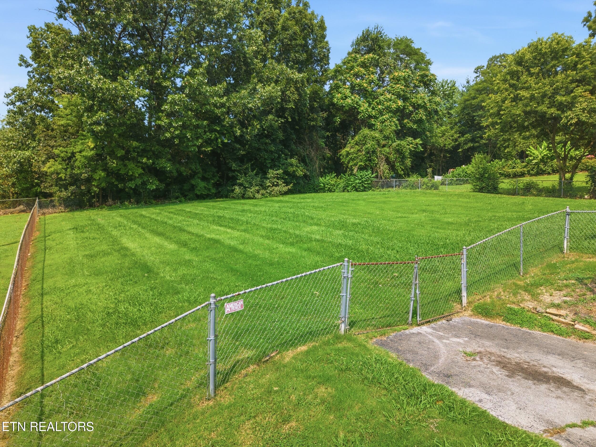 7813 Cedarcrest Road Knoxville TN 37938