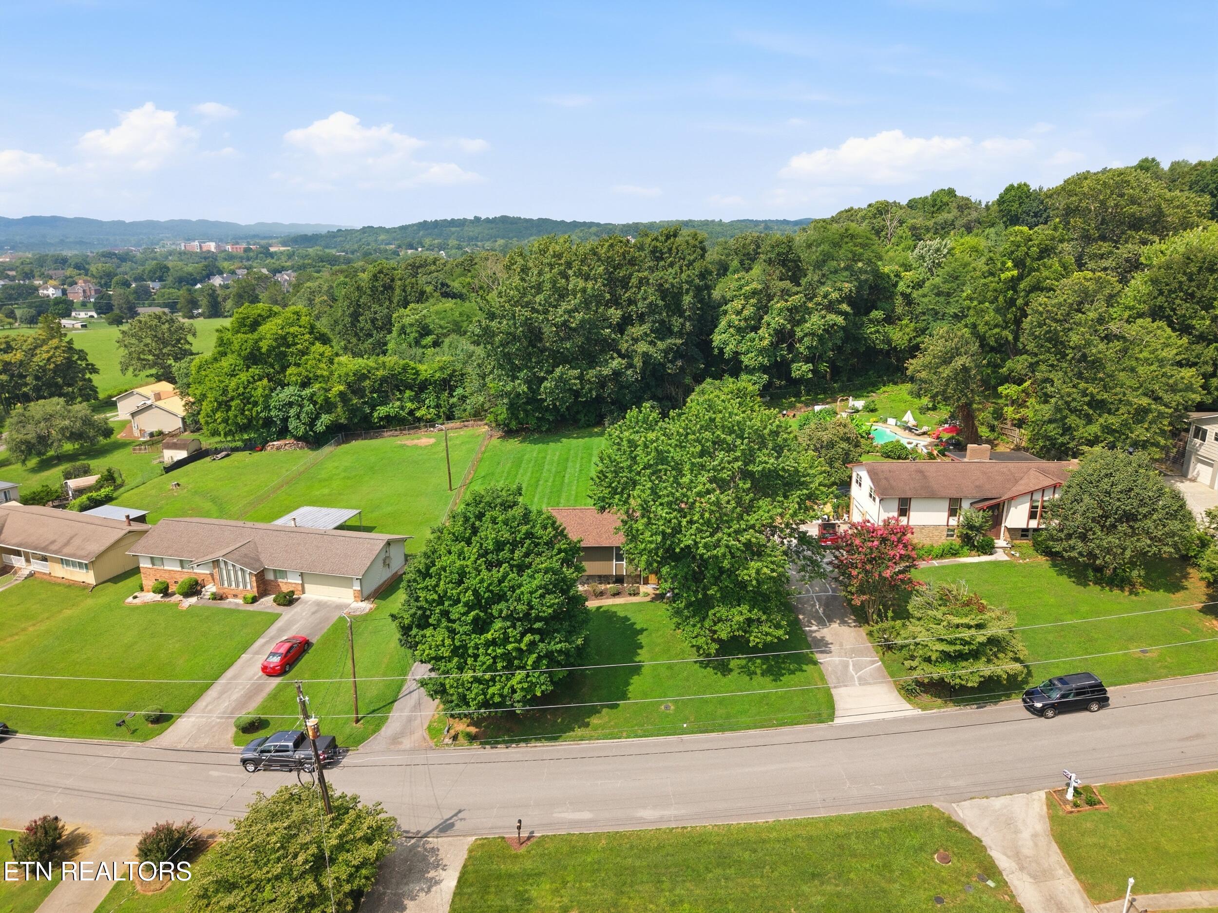 7813 Cedarcrest Road Knoxville TN 37938